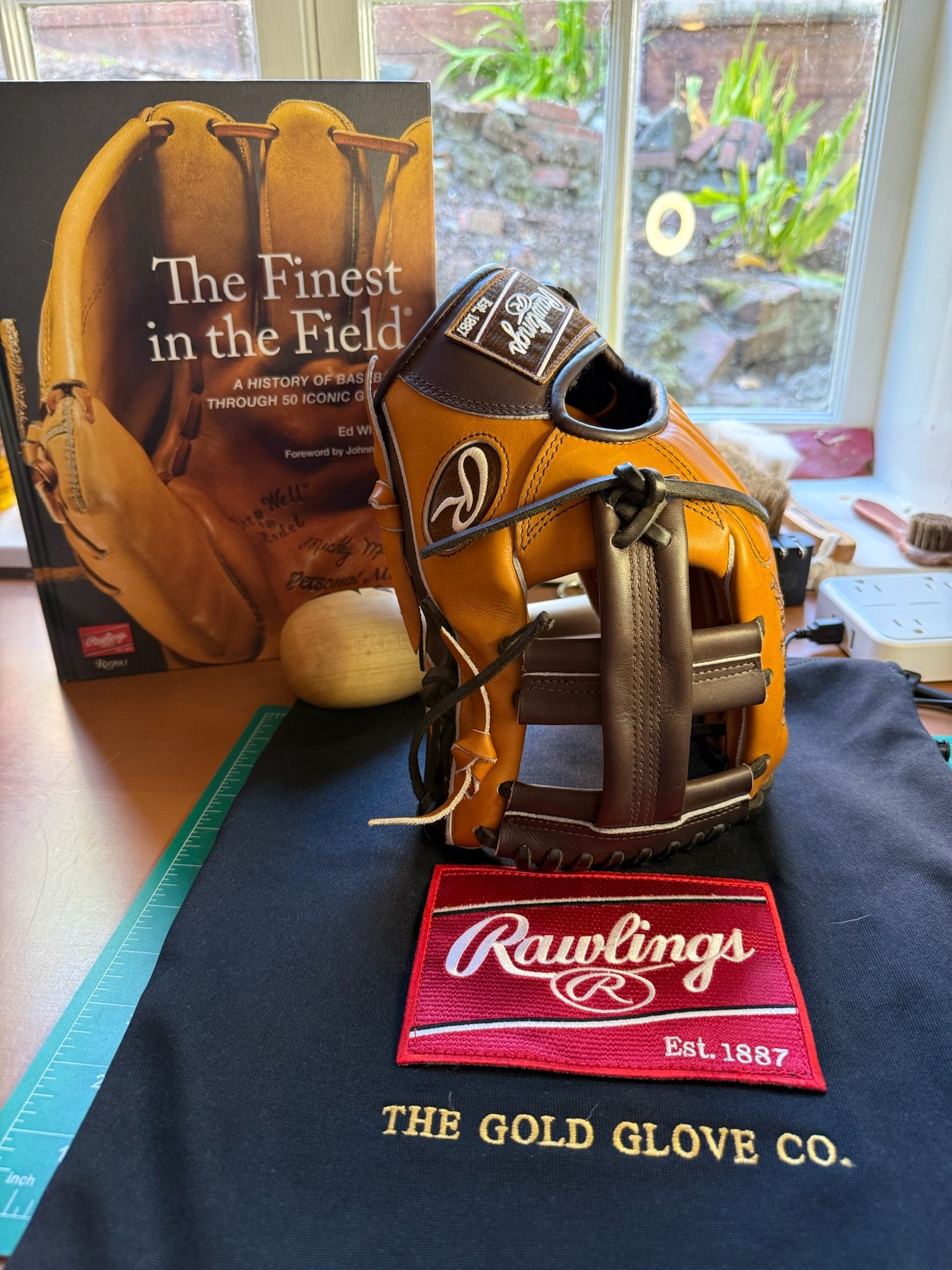 Glove of the Series: Long Beach Coast 