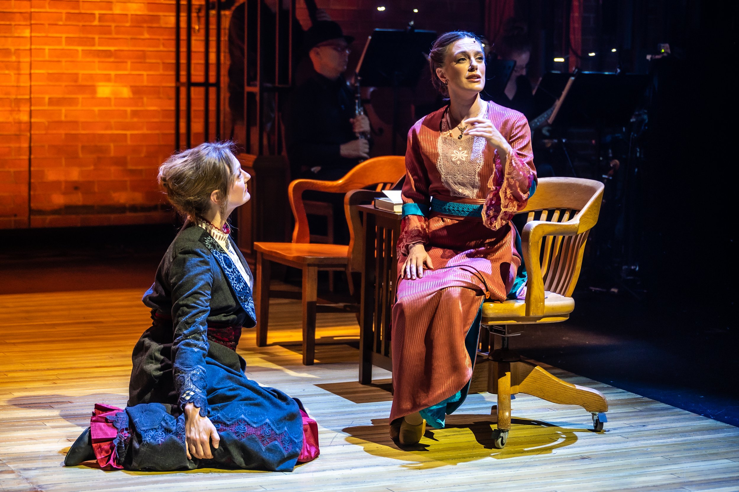Kelly v. Kelly at Musical Stage Co. Photo by Dahlia Katz