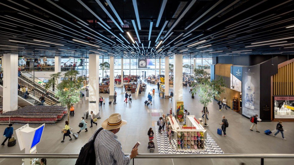 AMS - Amsterdam Airport Schiphol