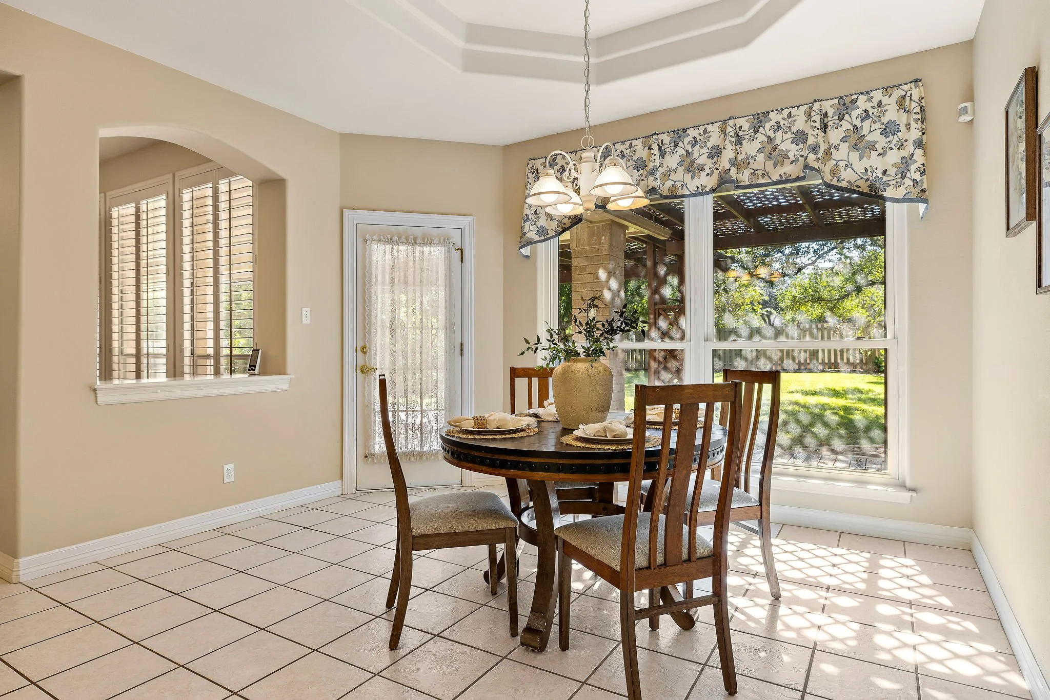 23-web-or-mls-14 Scenic Terrace KCP 102725 - 170.jpg