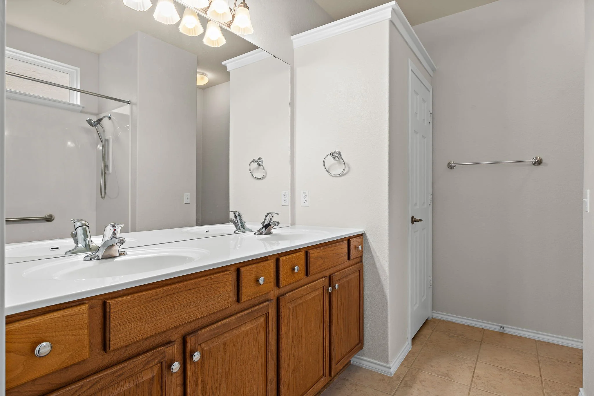 15-web-or-mls-108 Farm Hill Dr KCP 050126 - 77.jpg