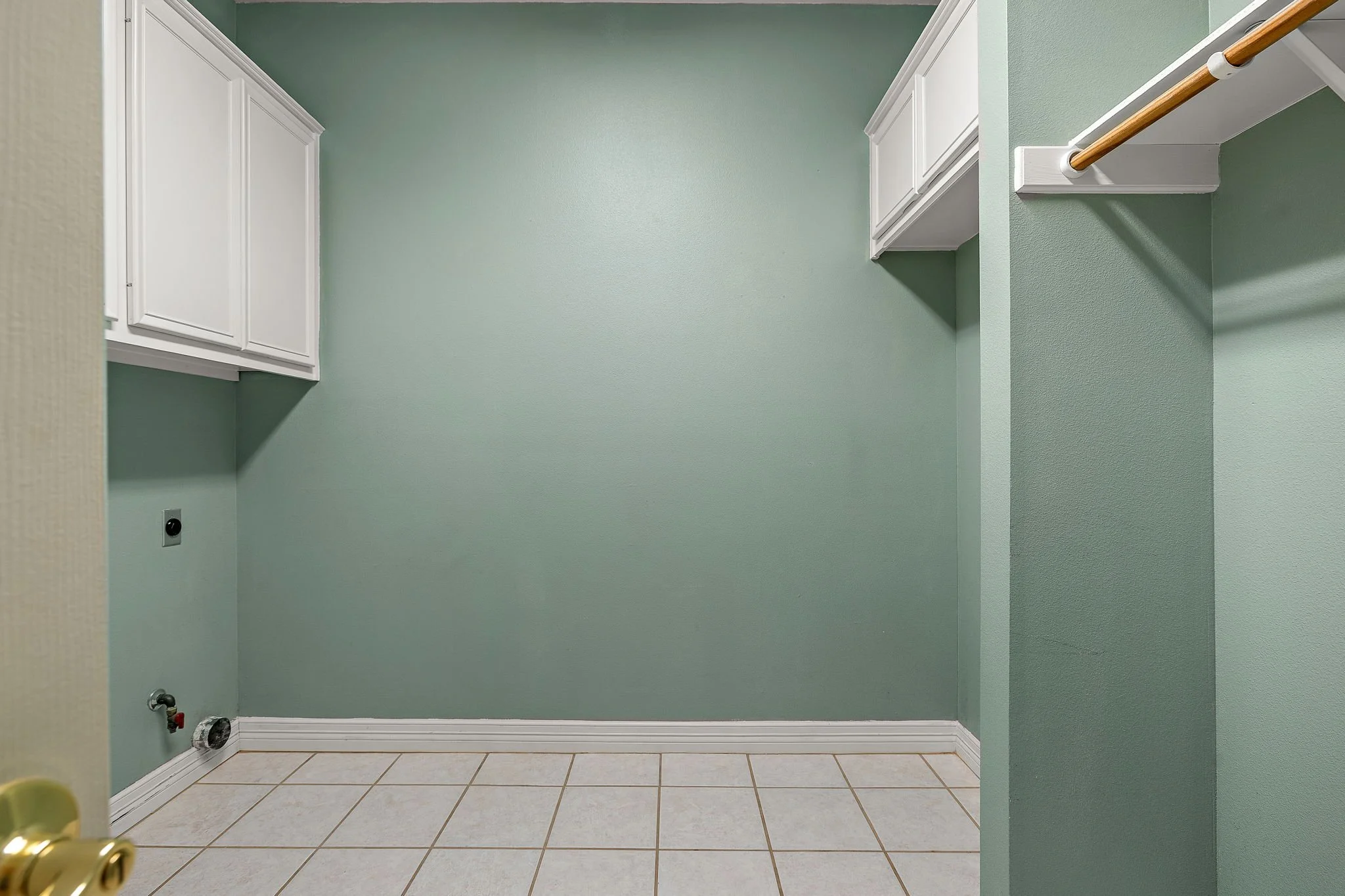 37-web-or-mls-14 Scenic Terrace KCP 102725 - 105.jpg