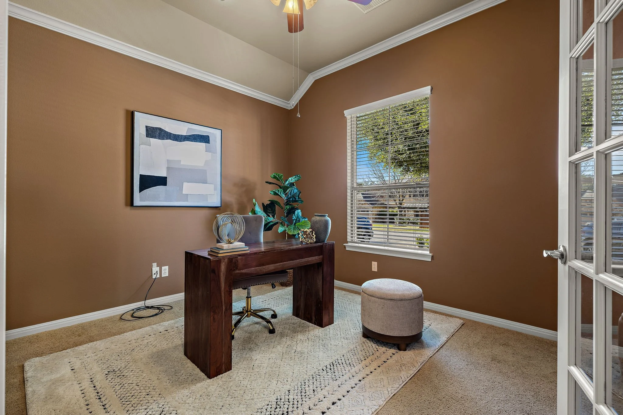 7-web-or-mls-3948 Sapphire Loop KCP 011426 - 4.jpg