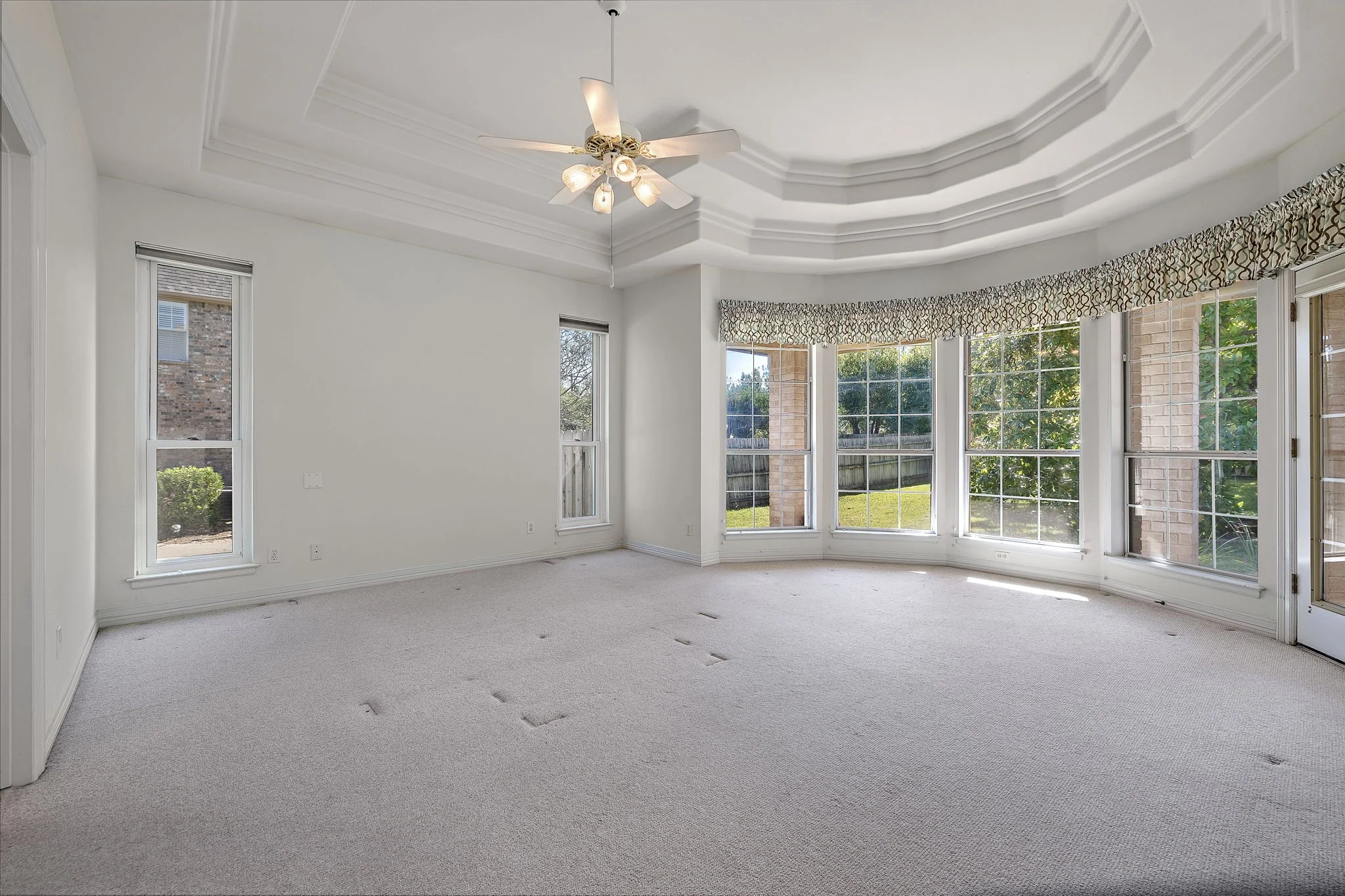 24-web-or-mls-14 Scenic Terrace KCP 102725 - 40.jpg