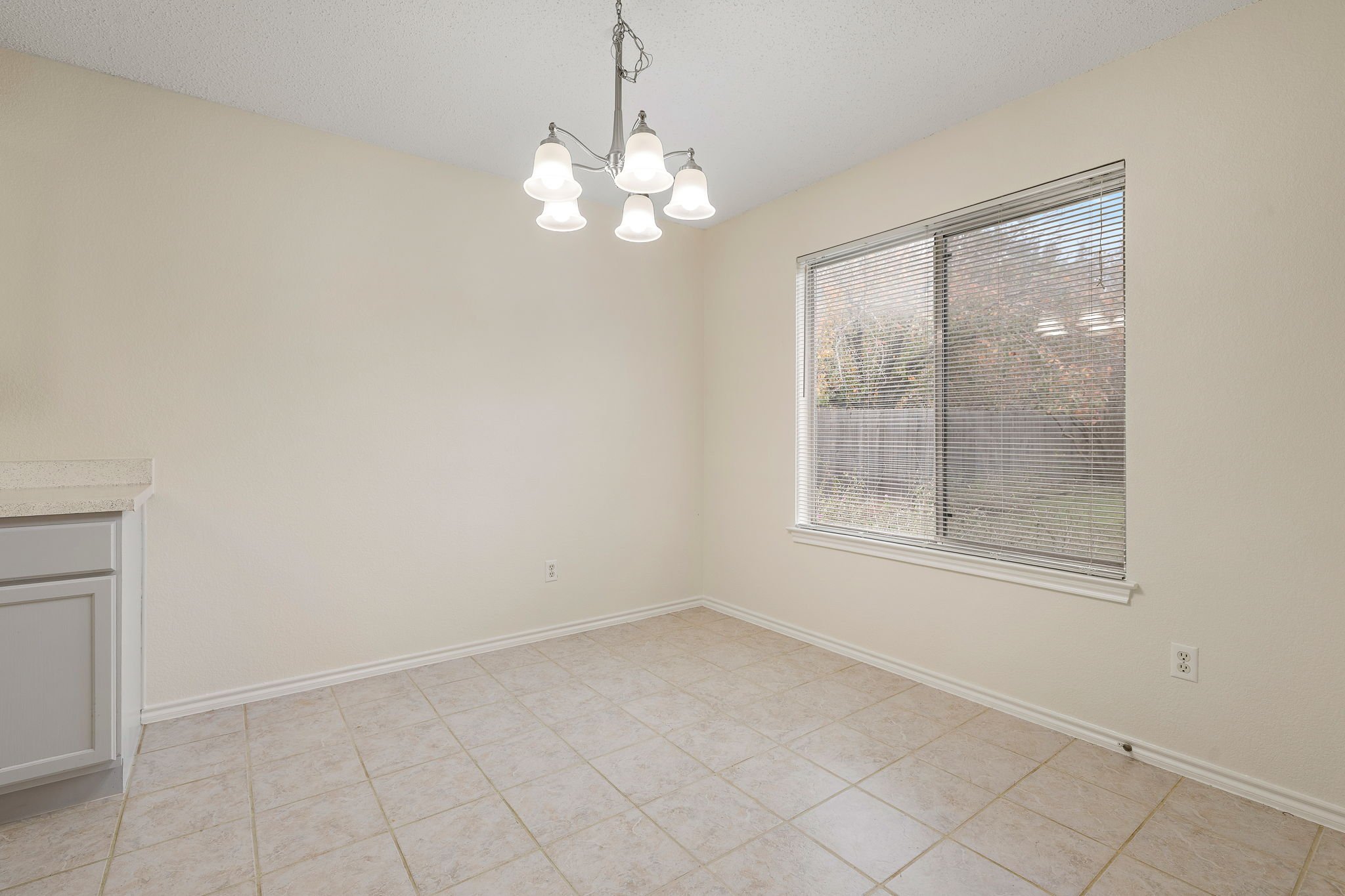 12-web-or-mls-2202 Clayton Way KCP 121625 - 71.jpg