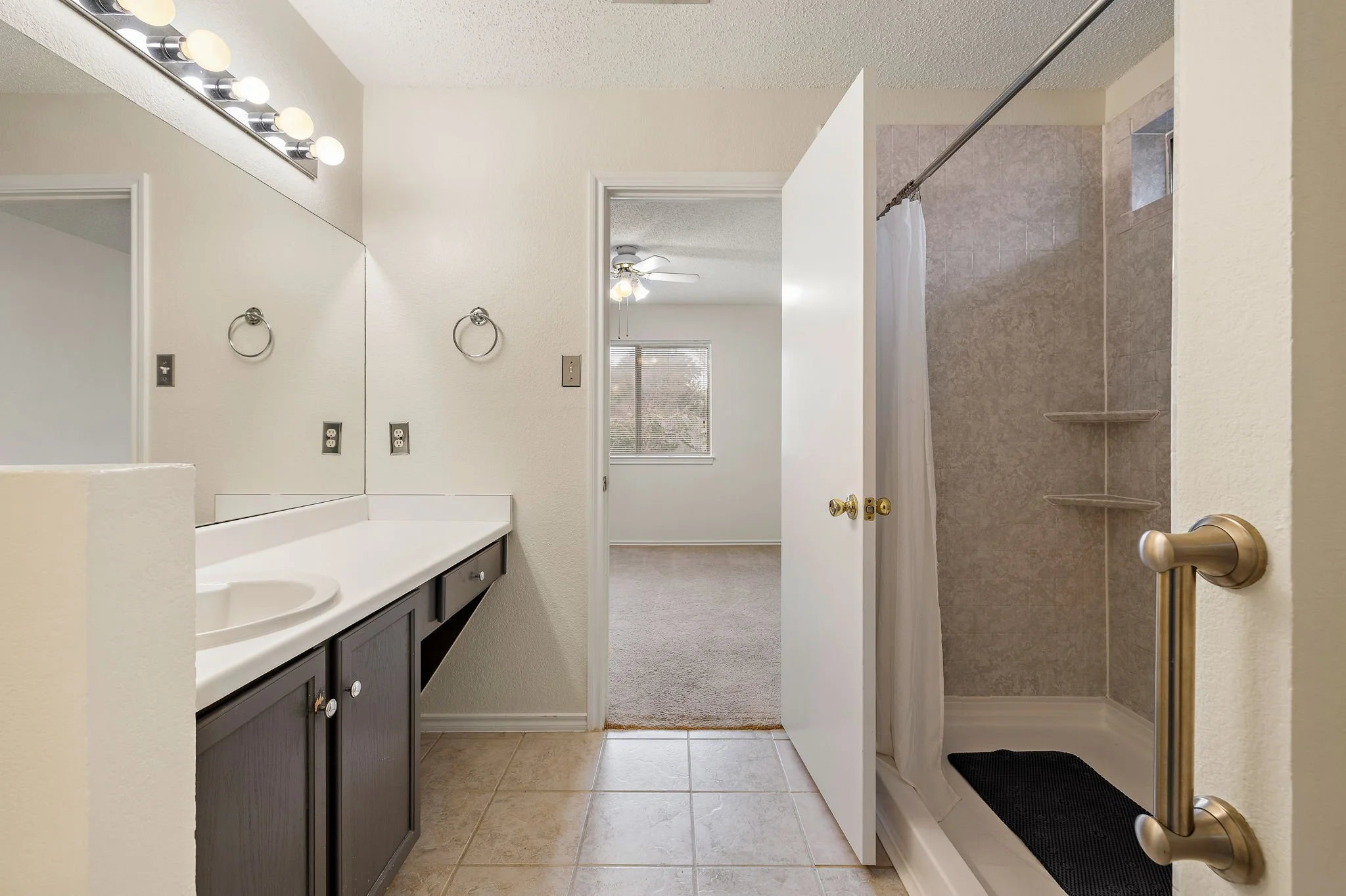 15-web-or-mls-2202 Clayton Way KCP 121625 - 45.jpg