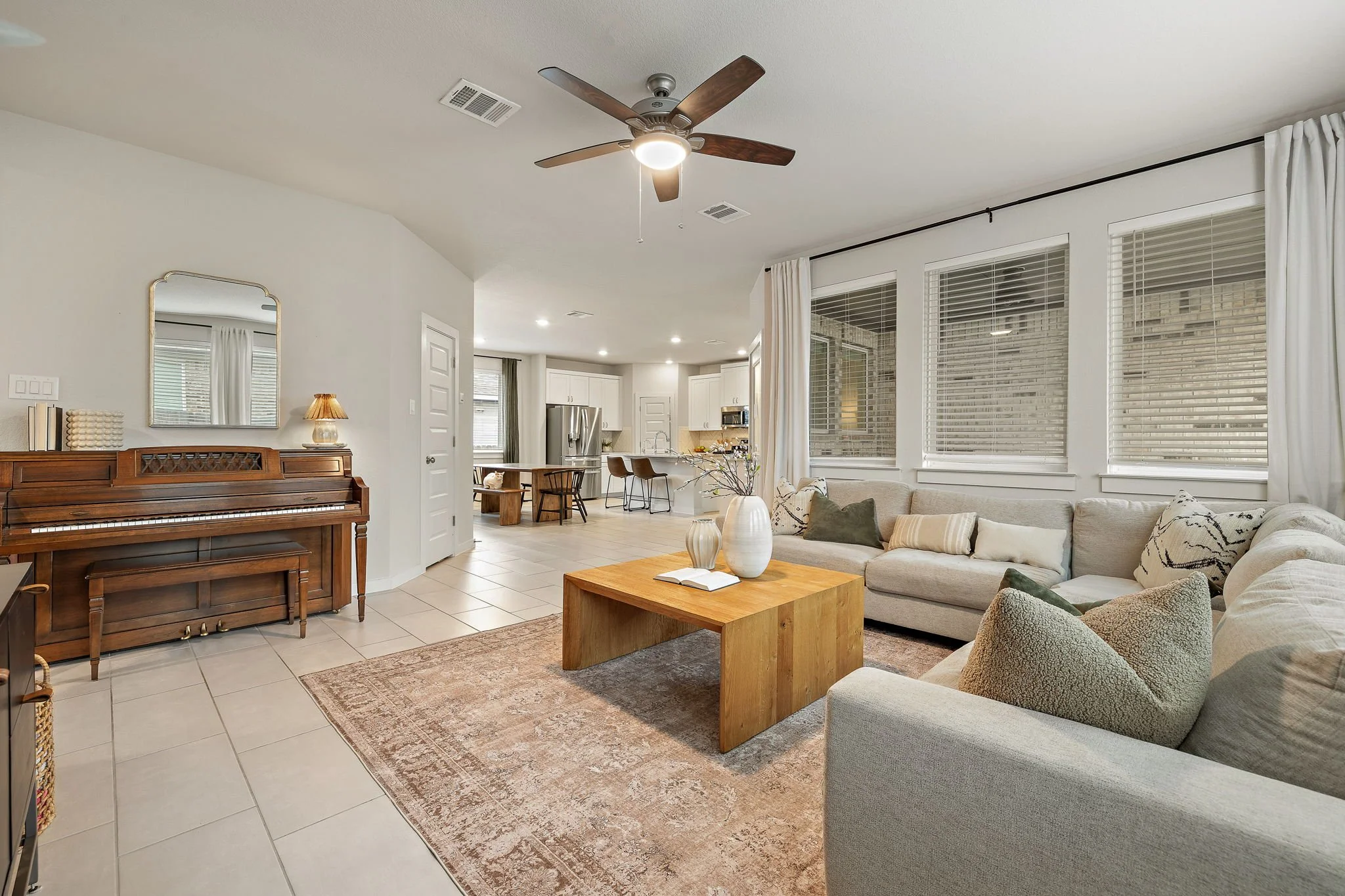 7-web-or-mls-1136 Oak Chase Wy KCP 121725 - 75.jpg