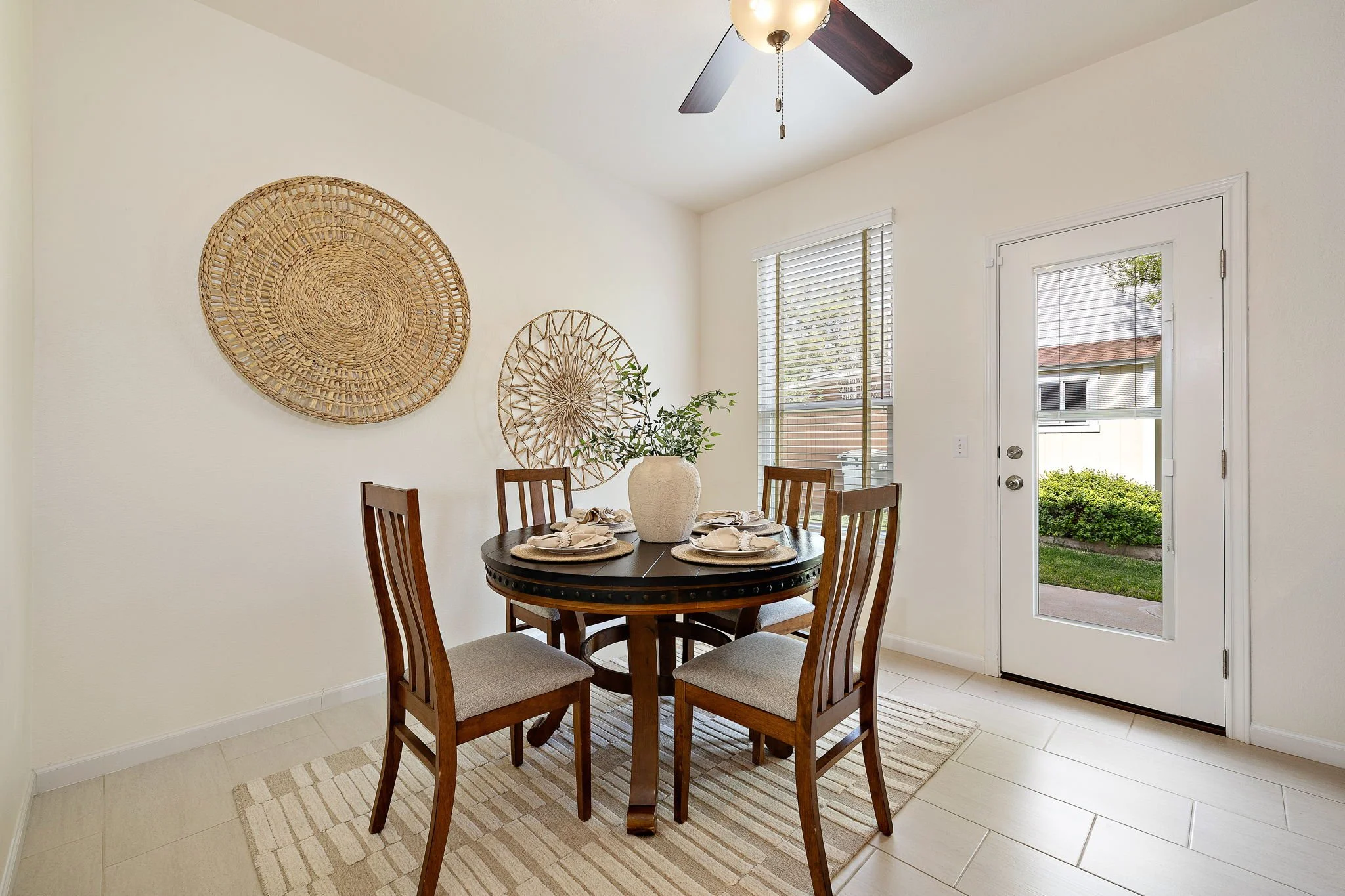 14-web-or-mls-2201 Kerr Trail KCP 032526 - 19.jpg