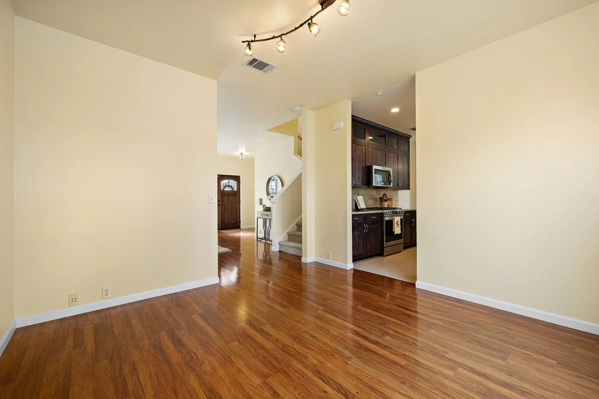 9-web-or-mls-2201 Kerr Trail KCP 032526 - 16.jpg