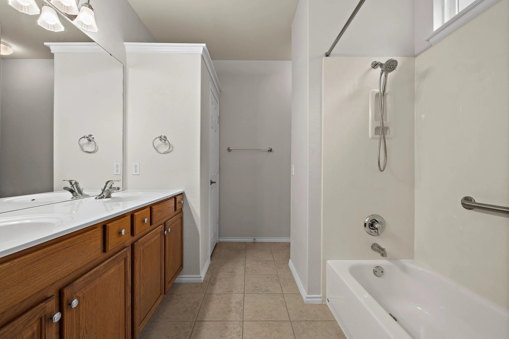 14-web-or-mls-108 Farm Hill Dr KCP 050126 - 65.jpg