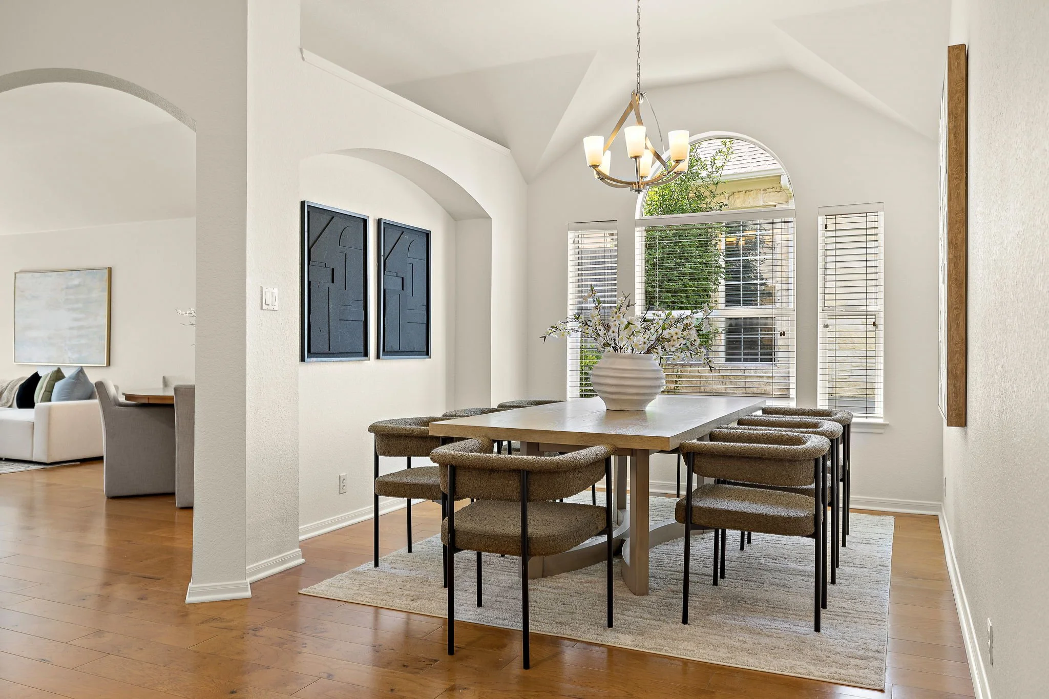17-web-or-mls-4011 Sable Oaks Dr KCP 070926 - 25.jpg
