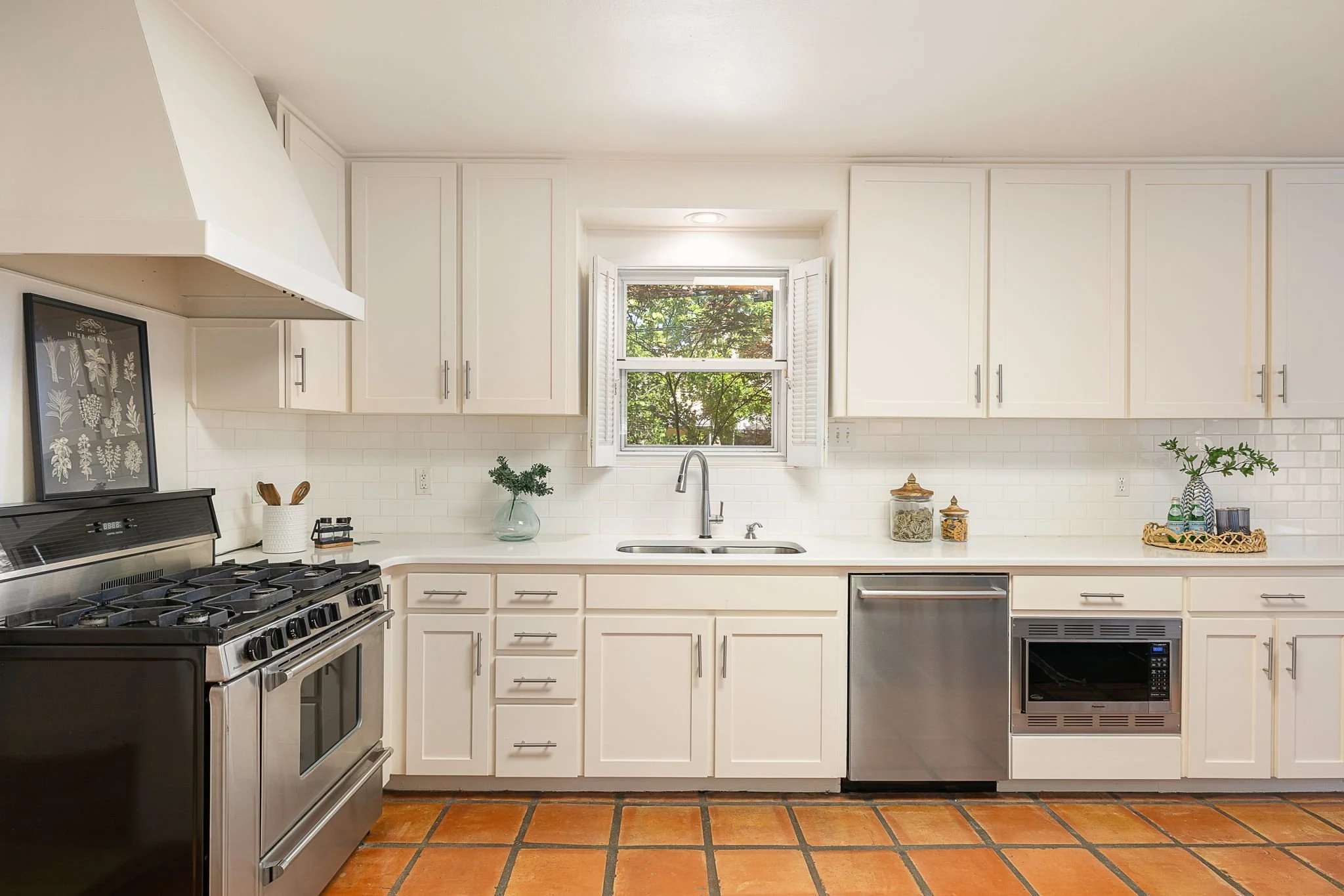 19-web-or-mls-1614 Preston Ave KCP 040626 - 130.jpg