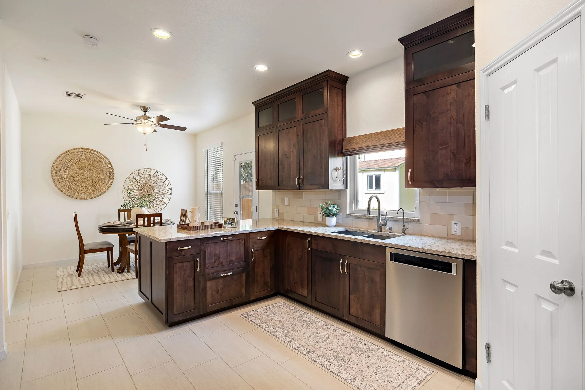 13-web-or-mls-2201 Kerr Trail KCP 032526 - 23.jpg