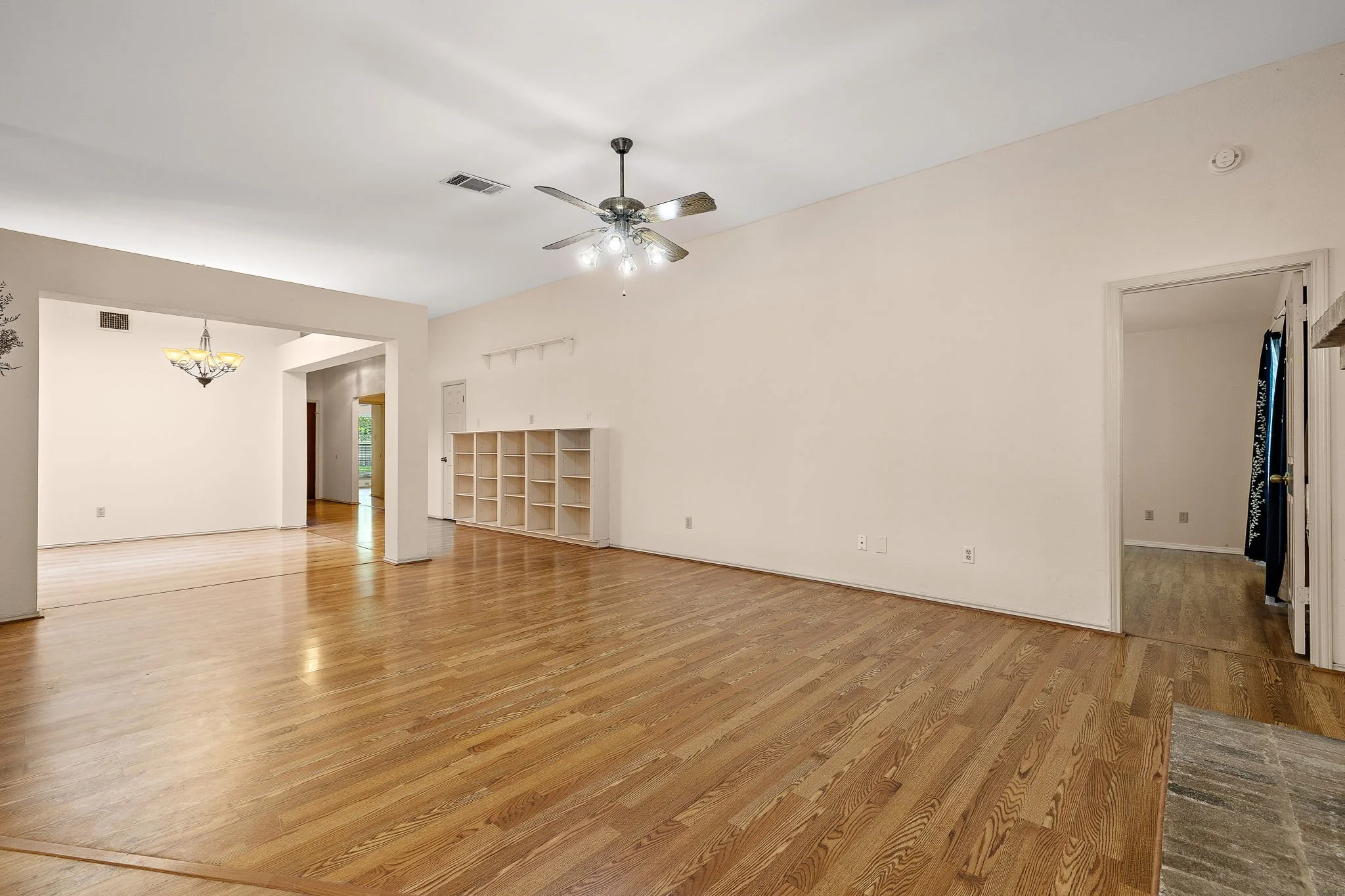 8-web-or-mls-8507 Tad Park Cove KCP 052125 - 93.jpg