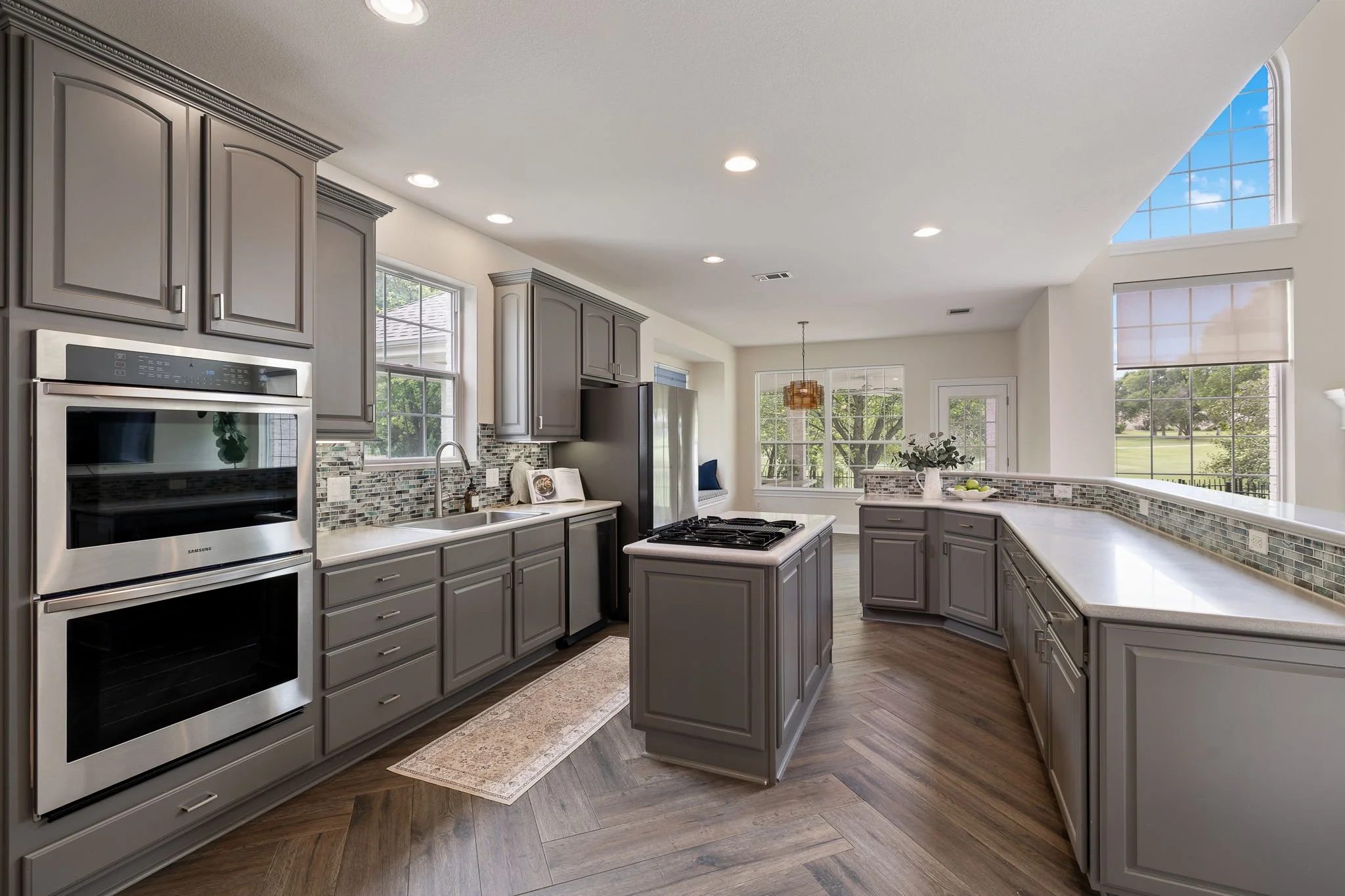 14-web-or-mls-2263 Hamlet Cir KCP 061926 - 198.jpg