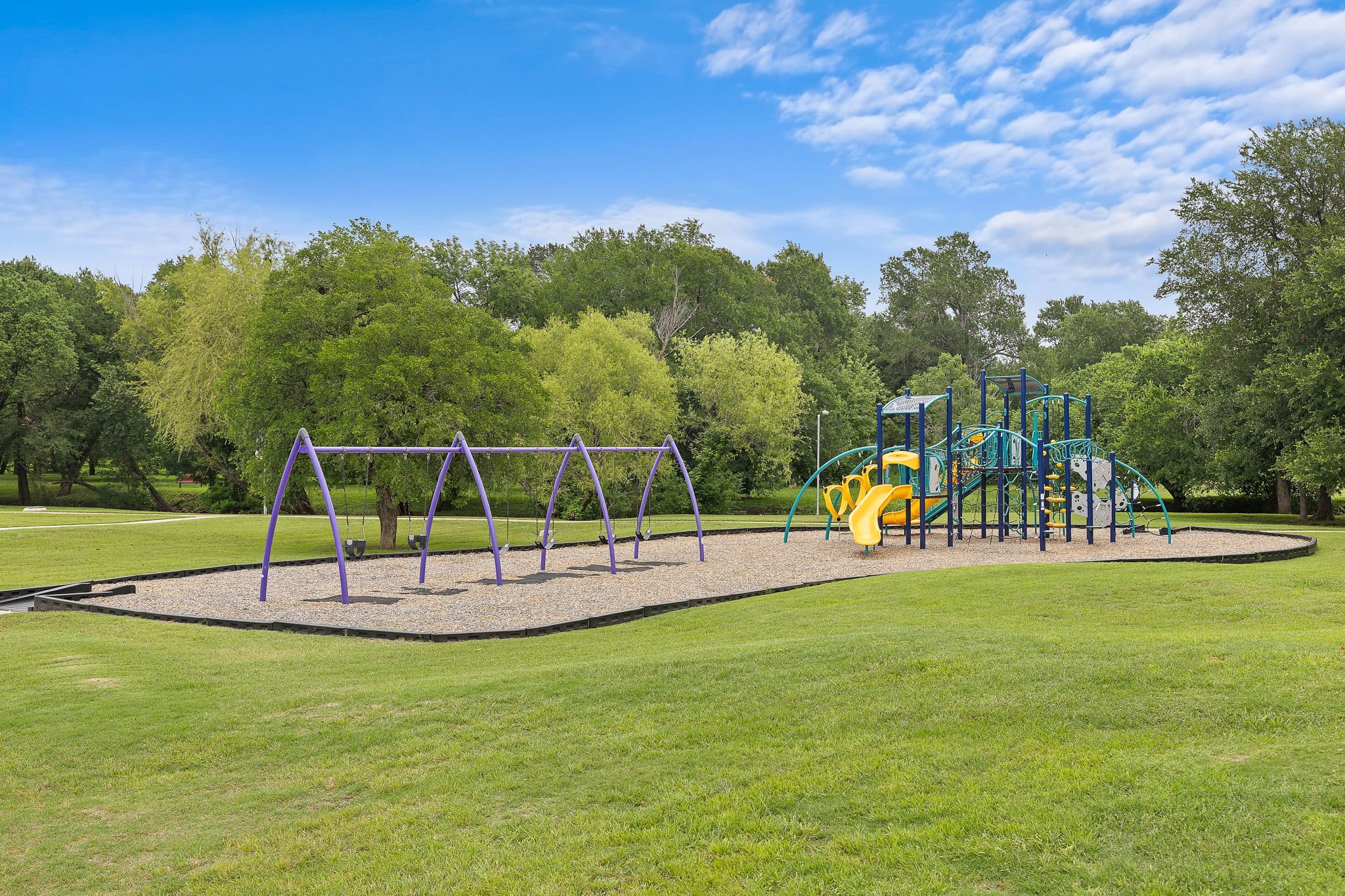28-web-or-mls-2422 Agarita Trail KCP 042926 - 6.jpg