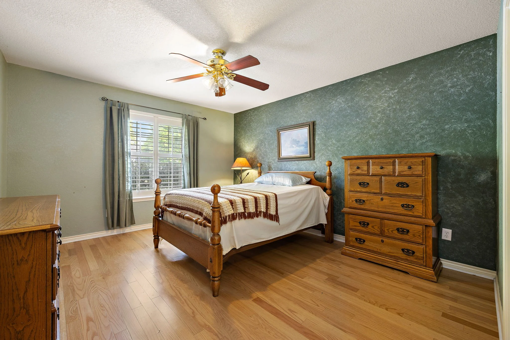 28-web-or-mls-15 Meadow Run KCP 041626 - 6.jpg