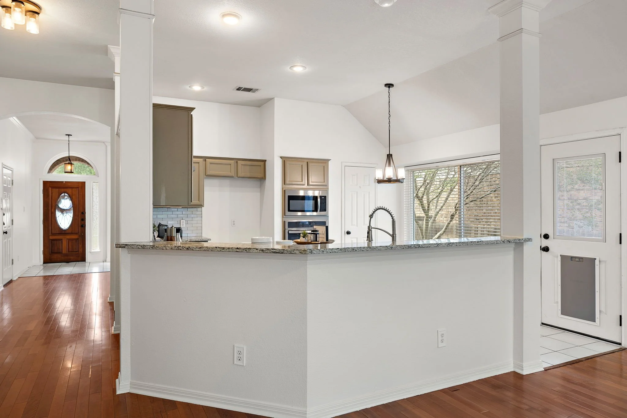 15-web-or-mls-12713 Cinchring Ln KCP 042726 - 131.jpg