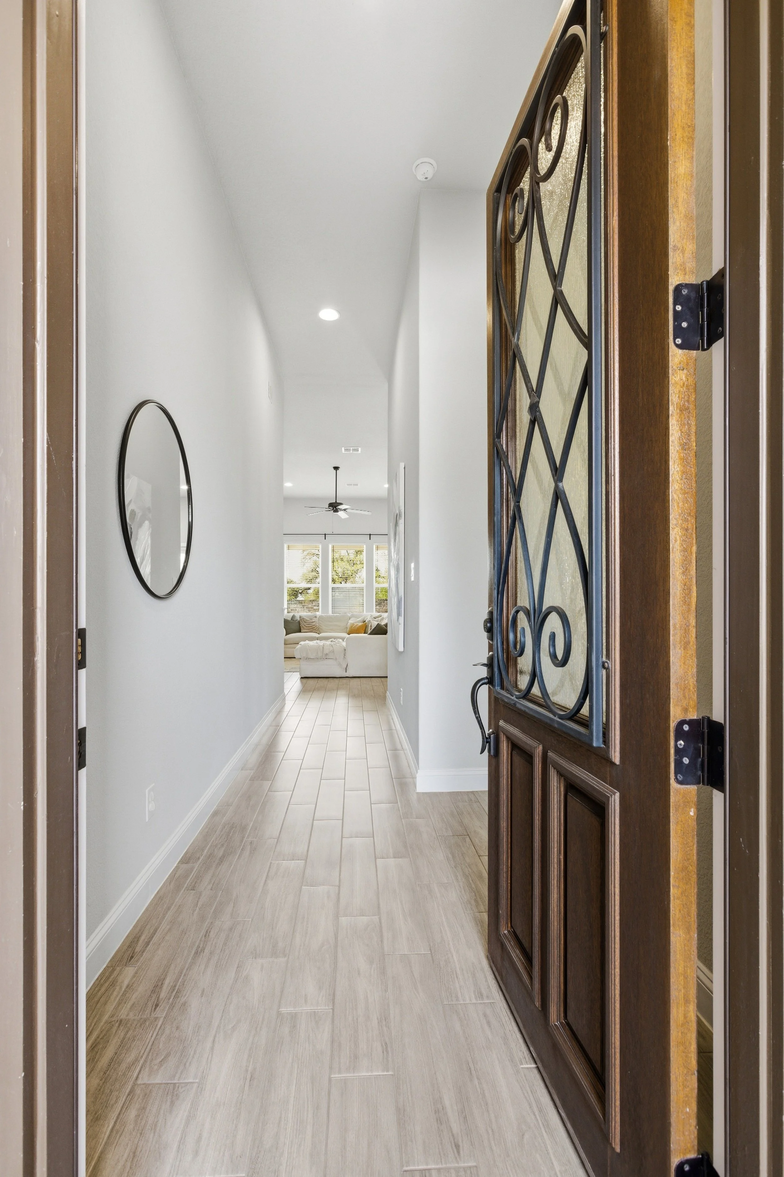 Long entry way