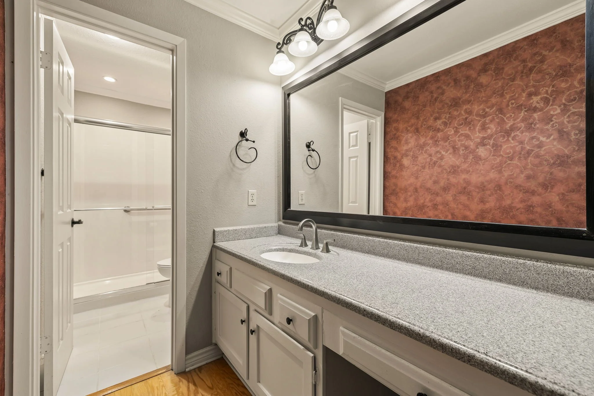 17-web-or-mls-2015 Verbena Dr KCP 050626 - 48.jpg