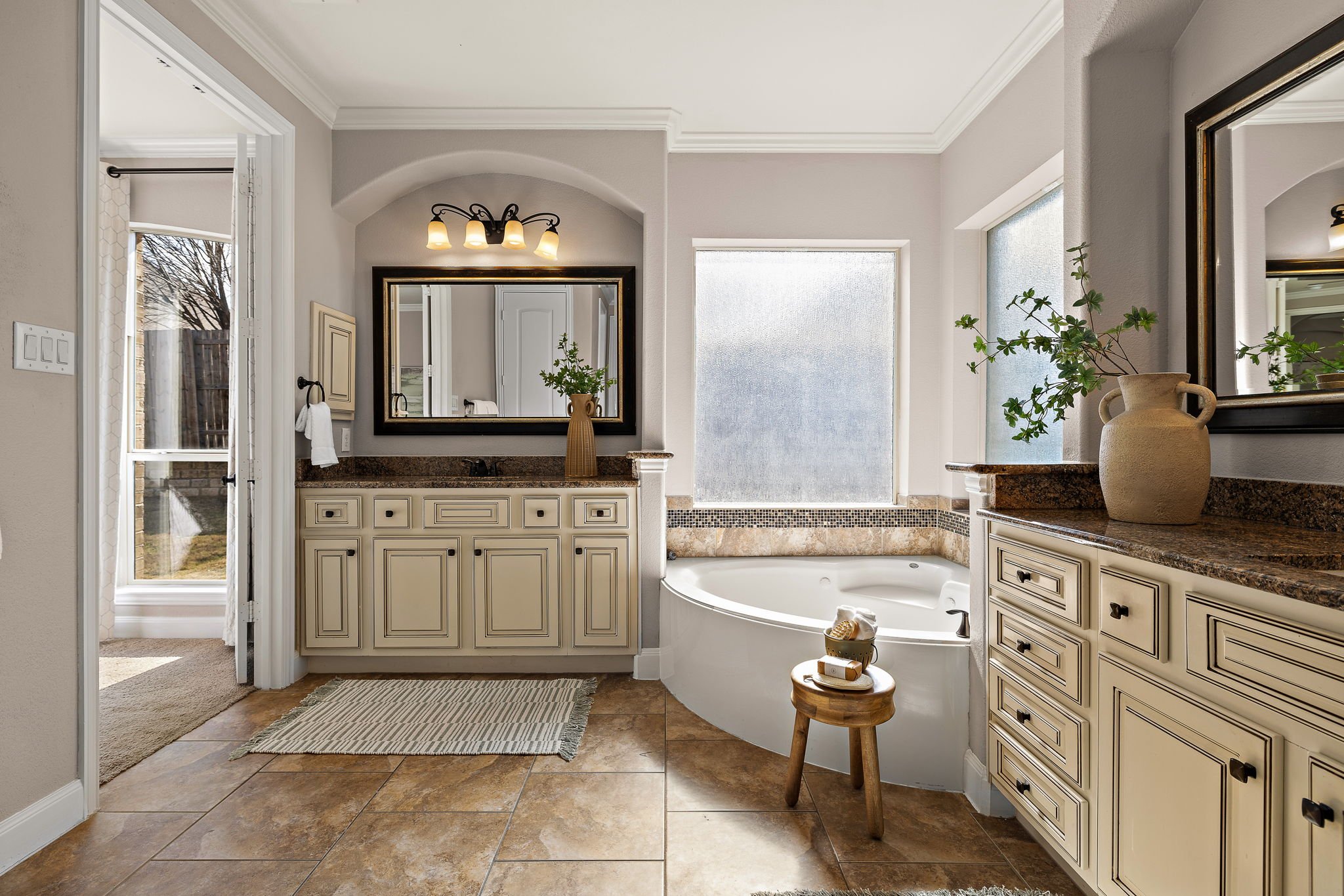 22-web-or-mls-4226 Pebblestone Trail KCP 021226 - 125.jpg