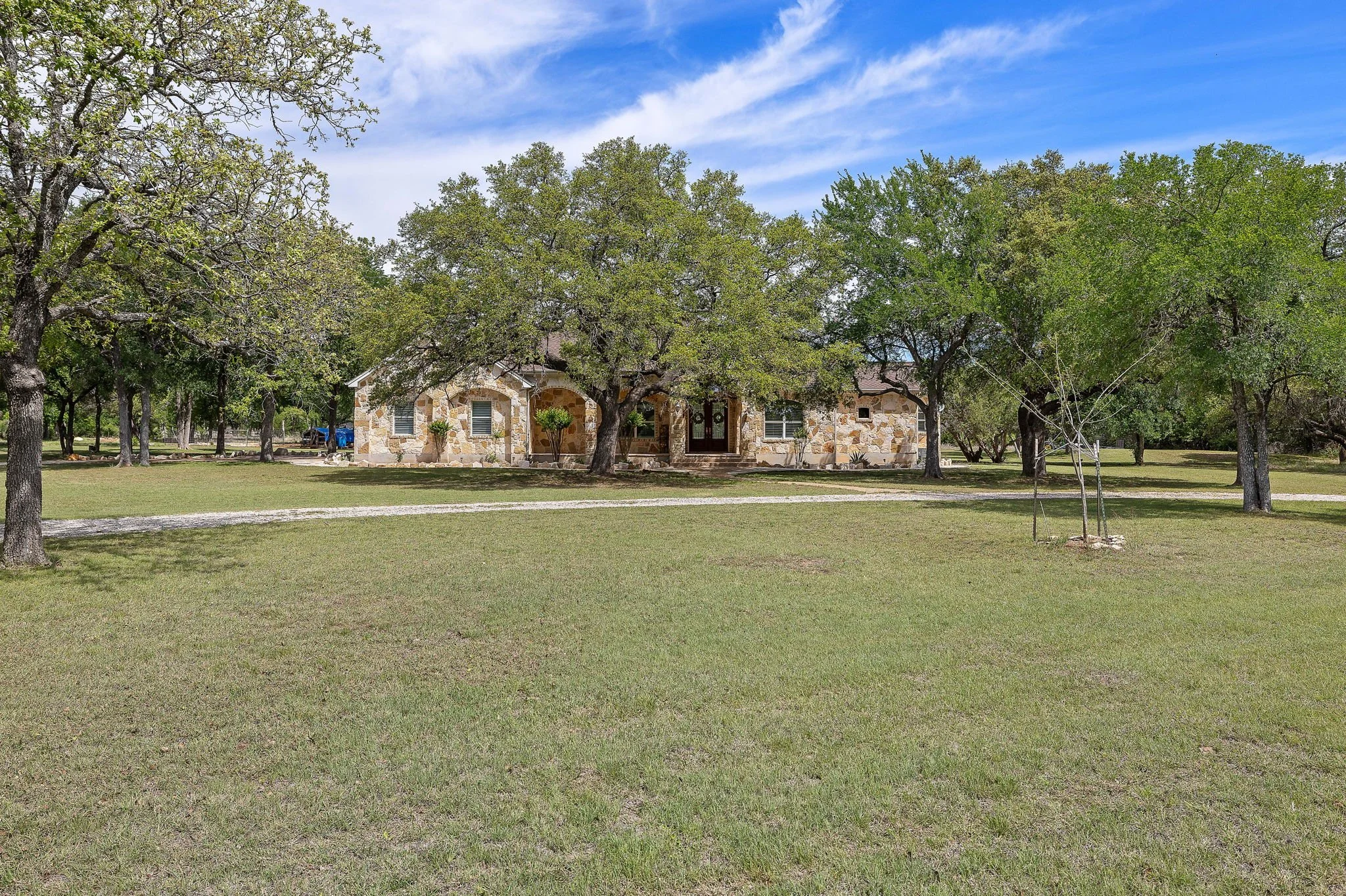 4-web-or-mls-100 Palomino Cove KCP 040726 - 209.jpg