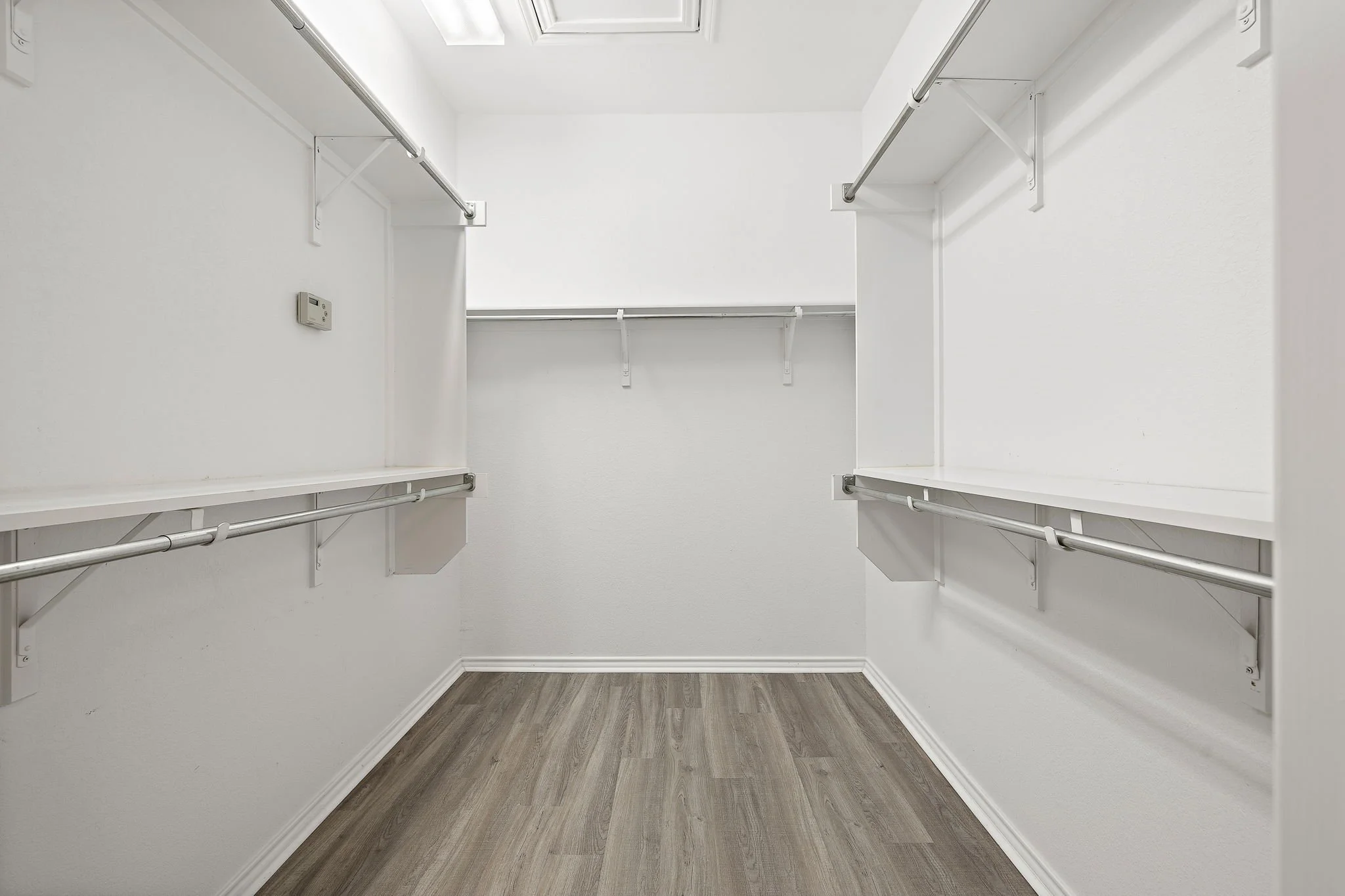 17-web-or-mls-108 Farm Hill Dr KCP 050126 - 53.jpg
