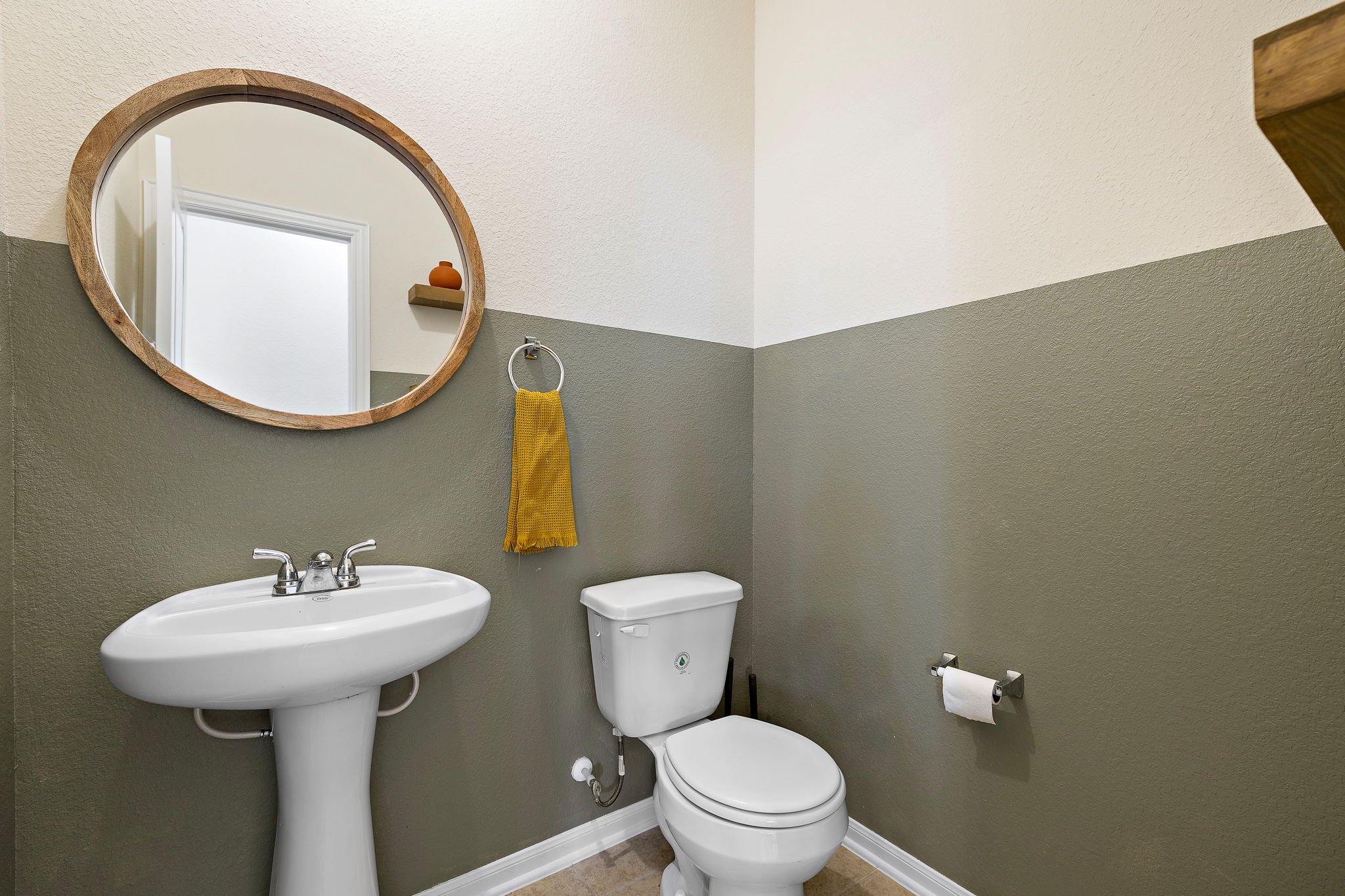 15-web-or-mls-102 Tokalaun Dr KCP 120623 - 42.jpg