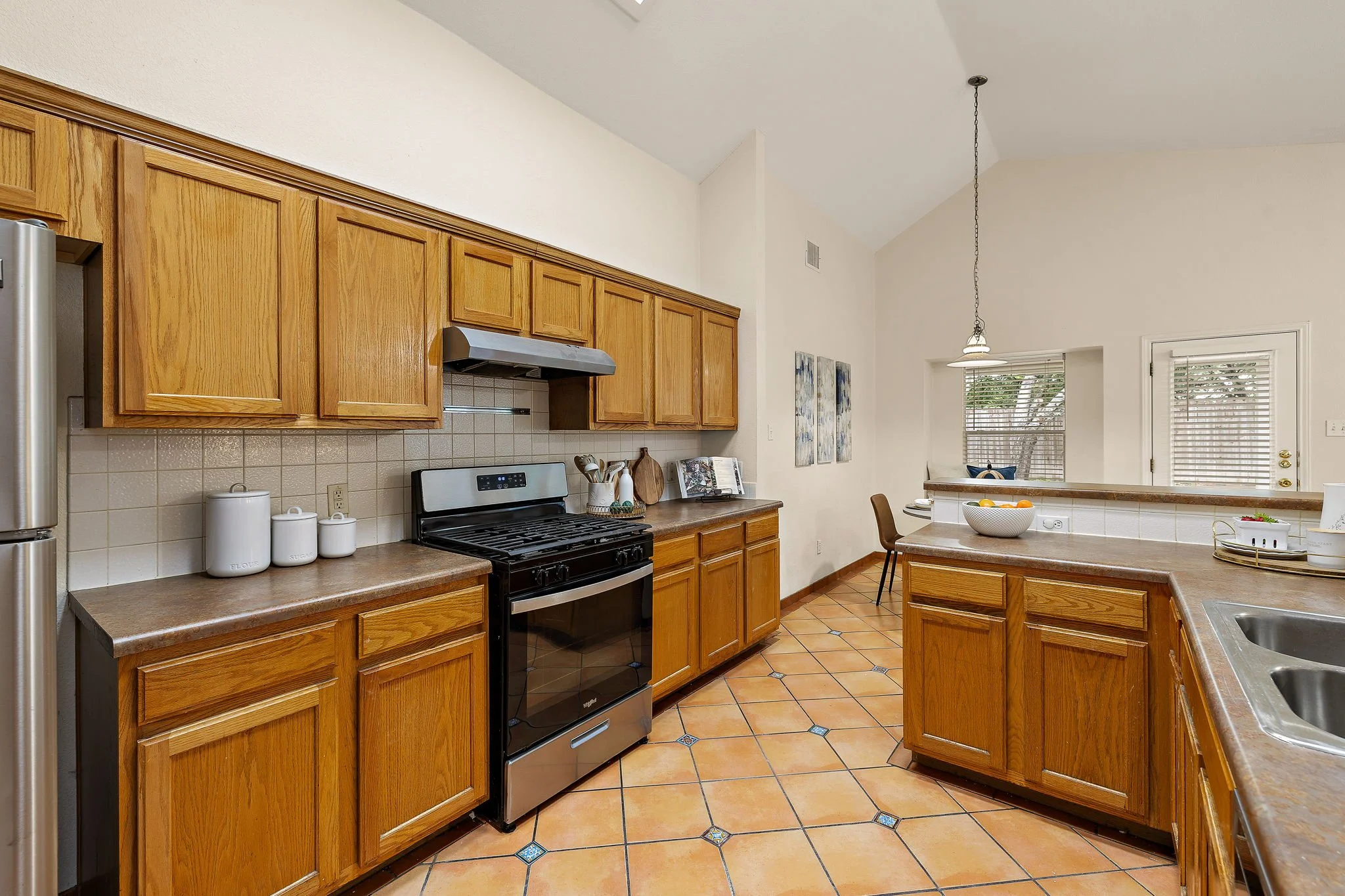 12-web-or-mls-17600 Limpia Creek Dr KCP 052726 - 133.jpg