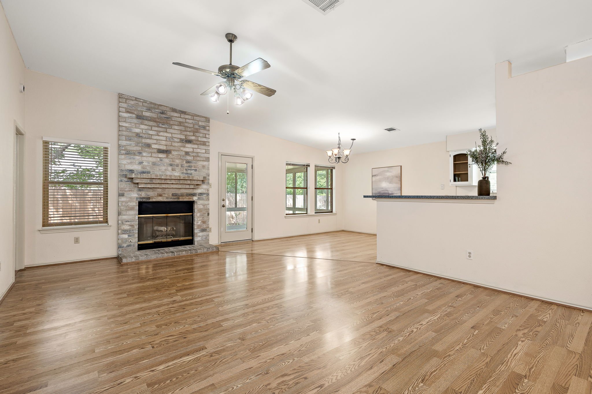 4-web-or-mls-8507 Tad Park Cove KCP 052125 - 63.jpg