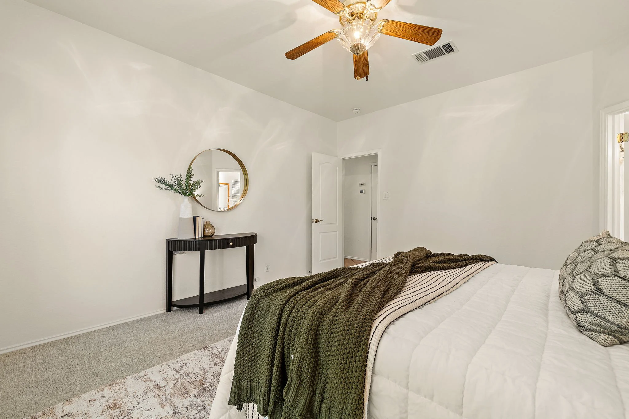 17-web-or-mls-1701 Warwick Way KCP 062526 - 61.jpg
