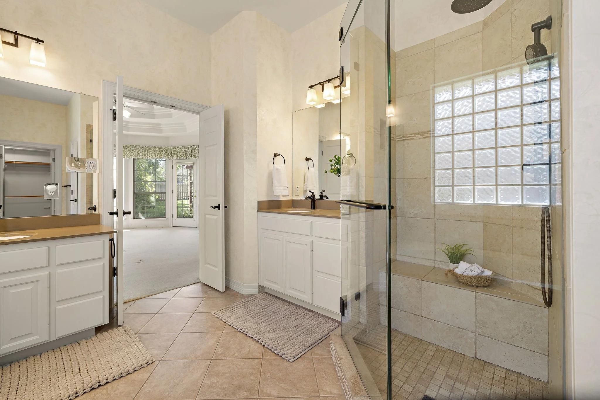 27-web-or-mls-14 Scenic Terrace KCP 102725 - 57.jpg