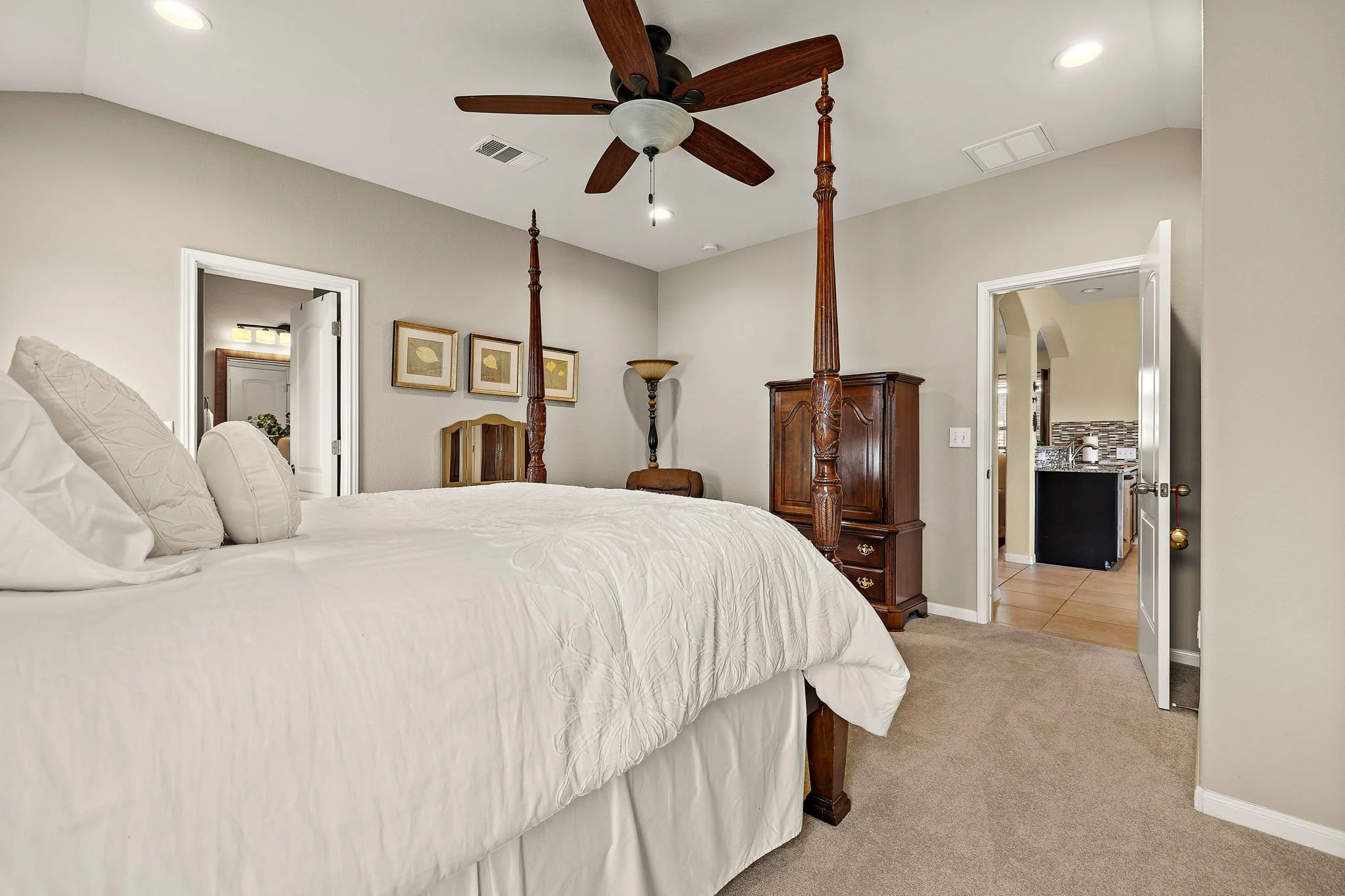 22-web-or-mls-5717 Scenic Lake Dr KCP 082526 - 49.jpg