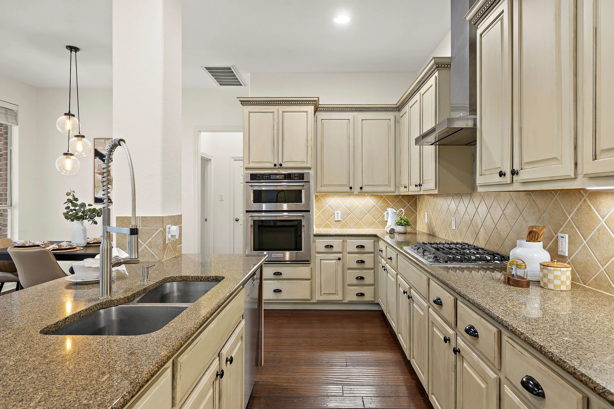 14-web-or-mls-2236 Fernspring Dr KCP 032426 - 208.jpg