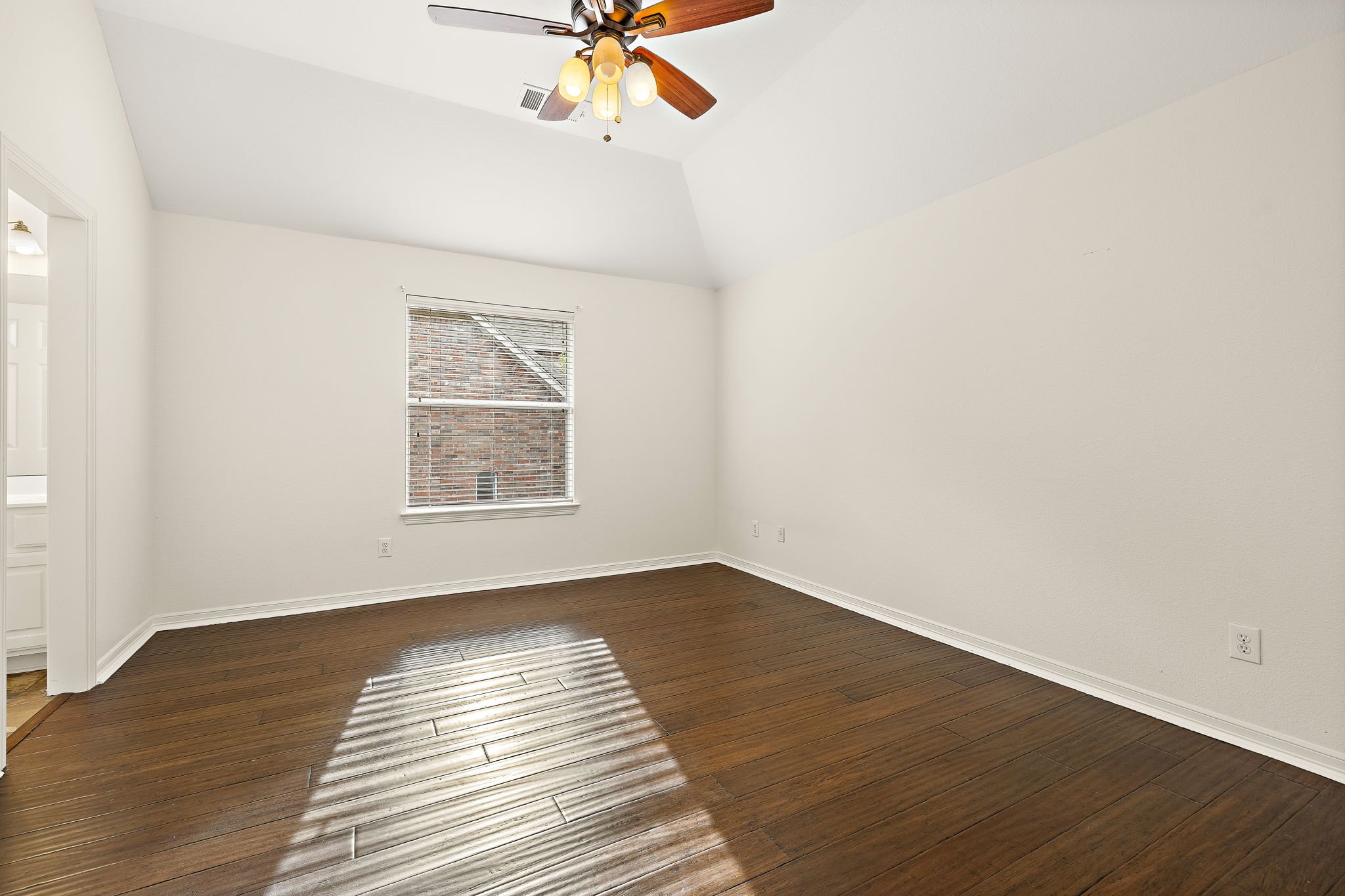 30-web-or-mls-2236 Fernspring Dr KCP 032426 - 59.jpg