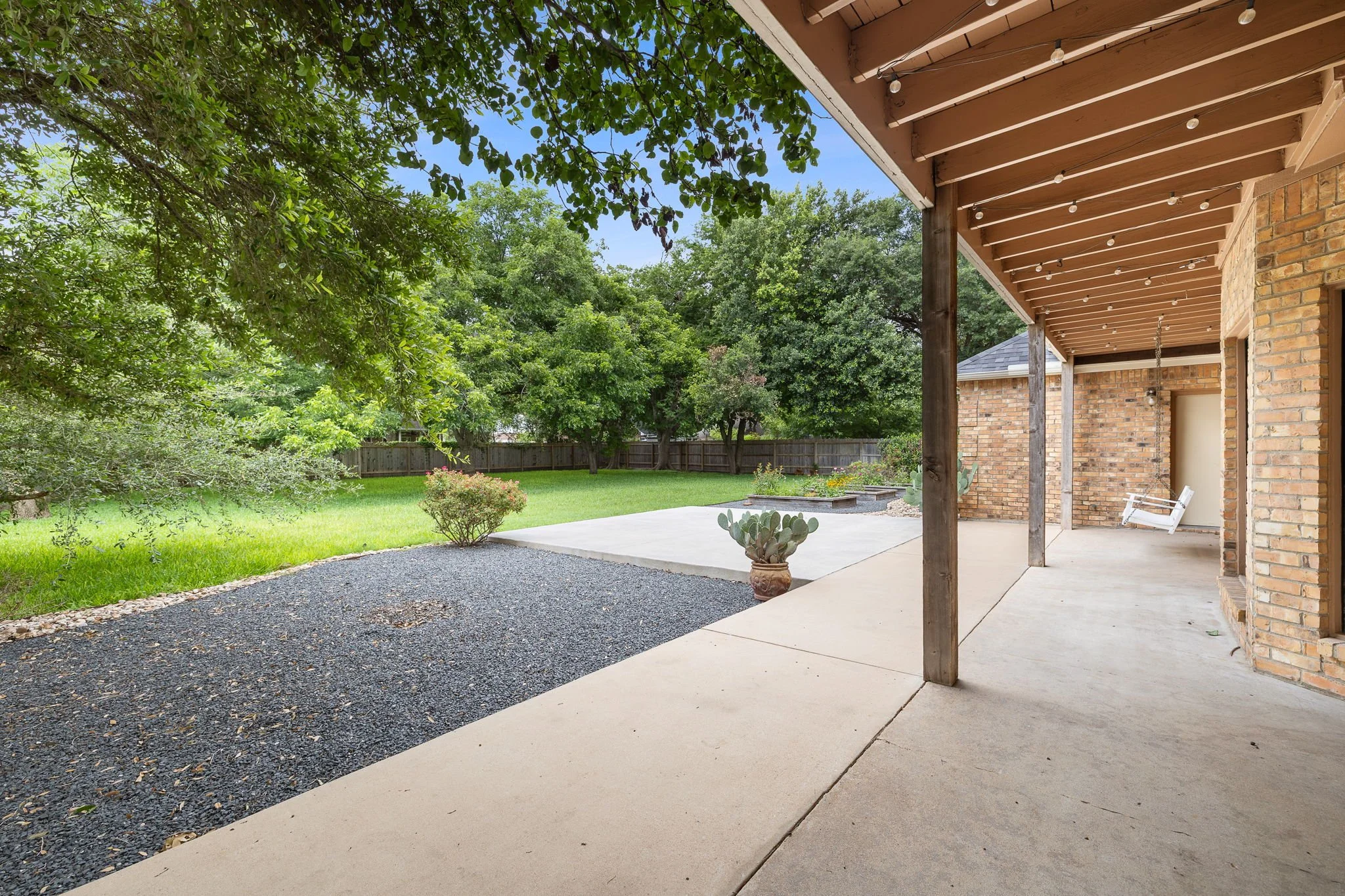 38-web-or-mls-10 Oak View KCP 060826 - 218.jpg