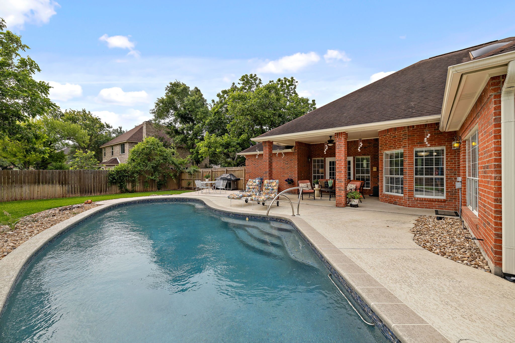 38-web-or-mls-11 Meadow Run KCP 051925 - 219.jpg