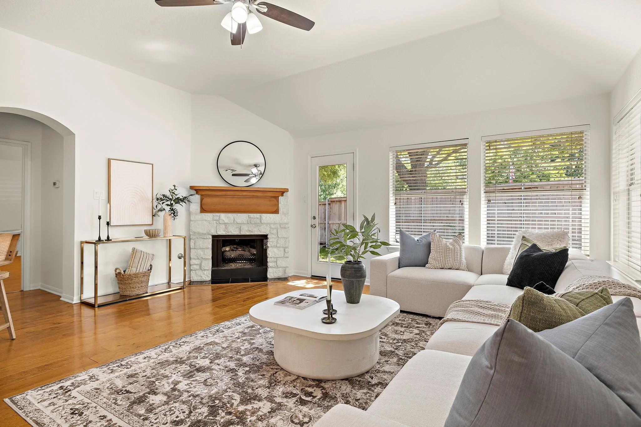 5-web-or-mls-4011 Sable Oaks Dr KCP 070926 - 92.jpg