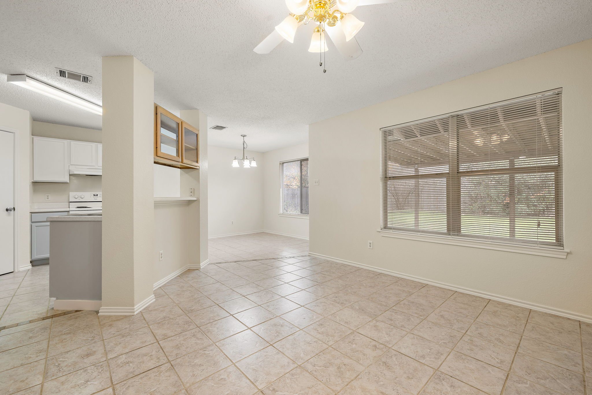 6-web-or-mls-2202 Clayton Way KCP 121625 - 83.jpg