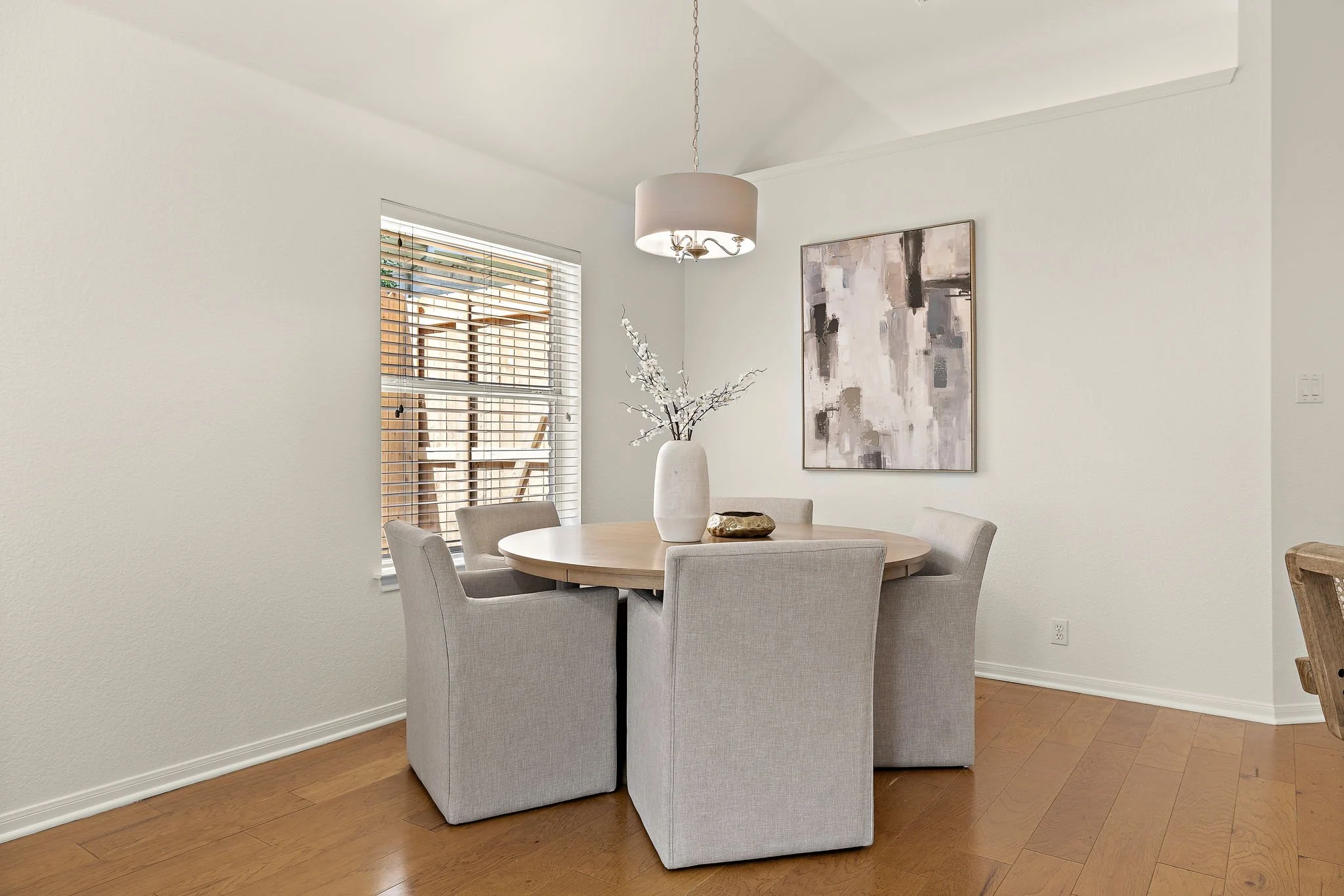 16-web-or-mls-4011 Sable Oaks Dr KCP 070926 - 97.jpg