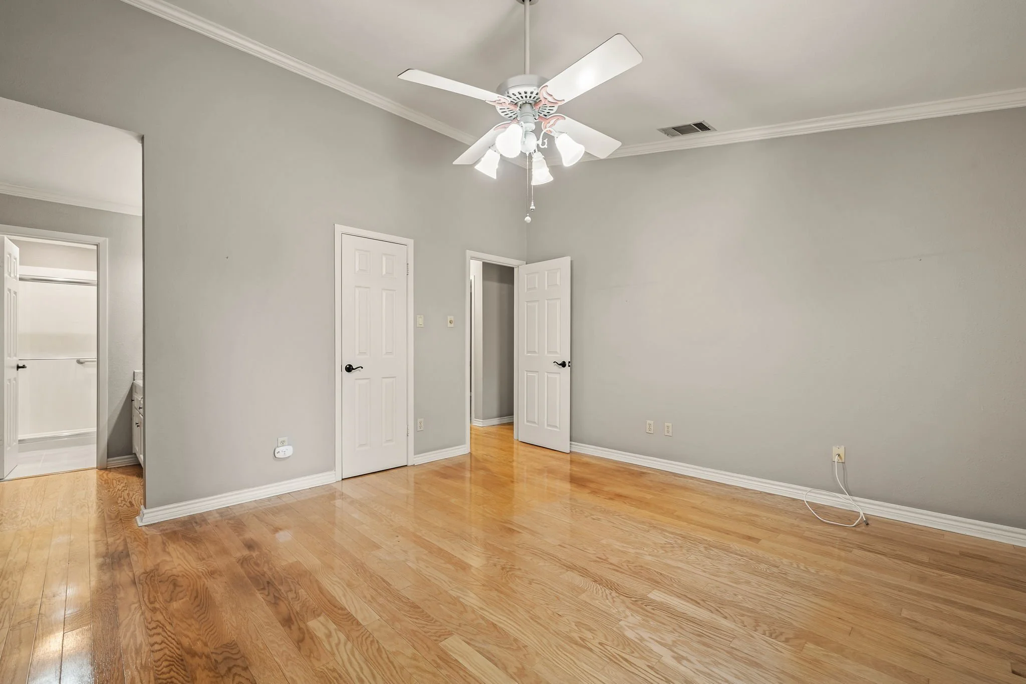 16-web-or-mls-2015 Verbena Dr KCP 050626 - 43.jpg