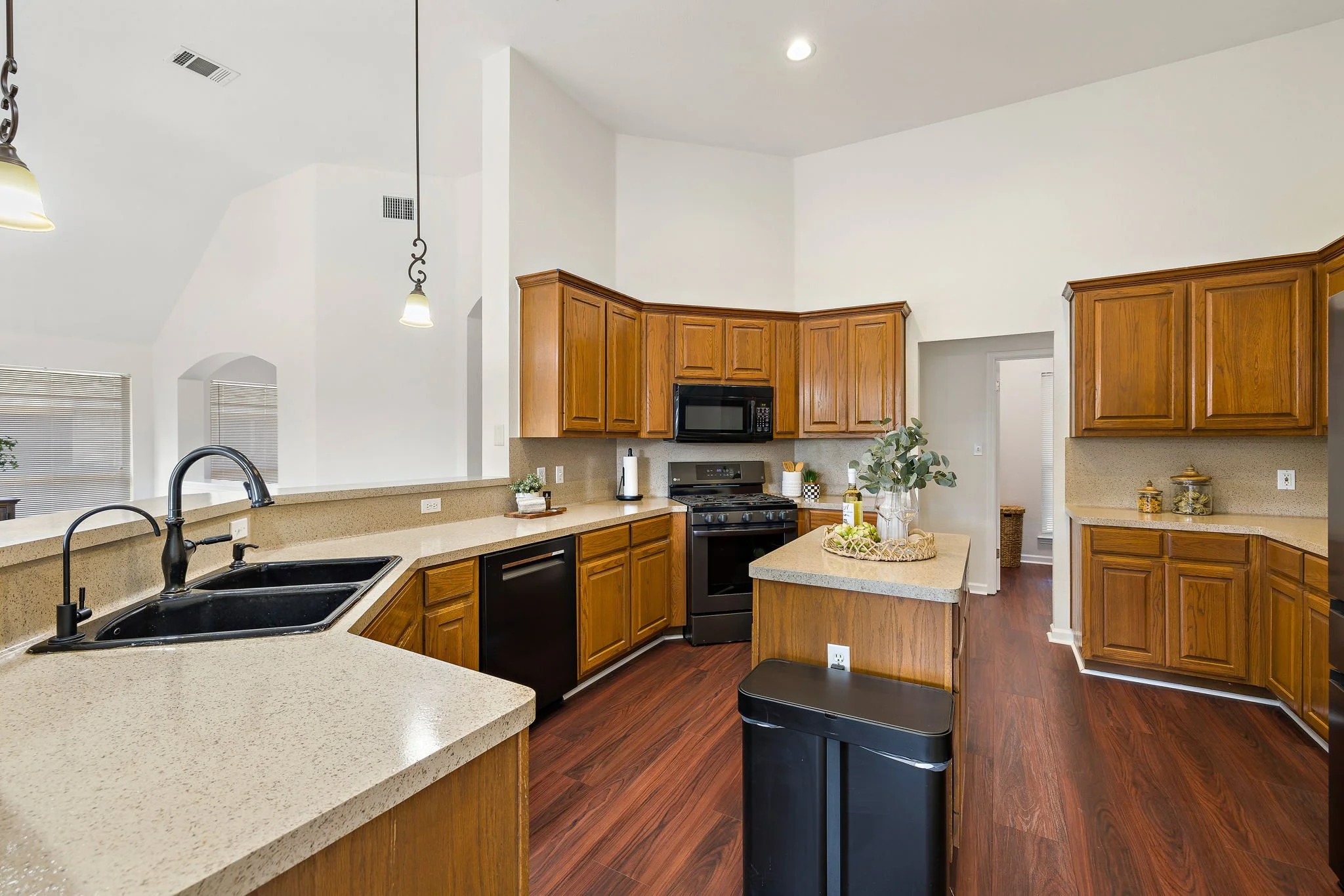 16-web-or-mls-2205 Terradyne Dr KCP 102726 - 167.jpg