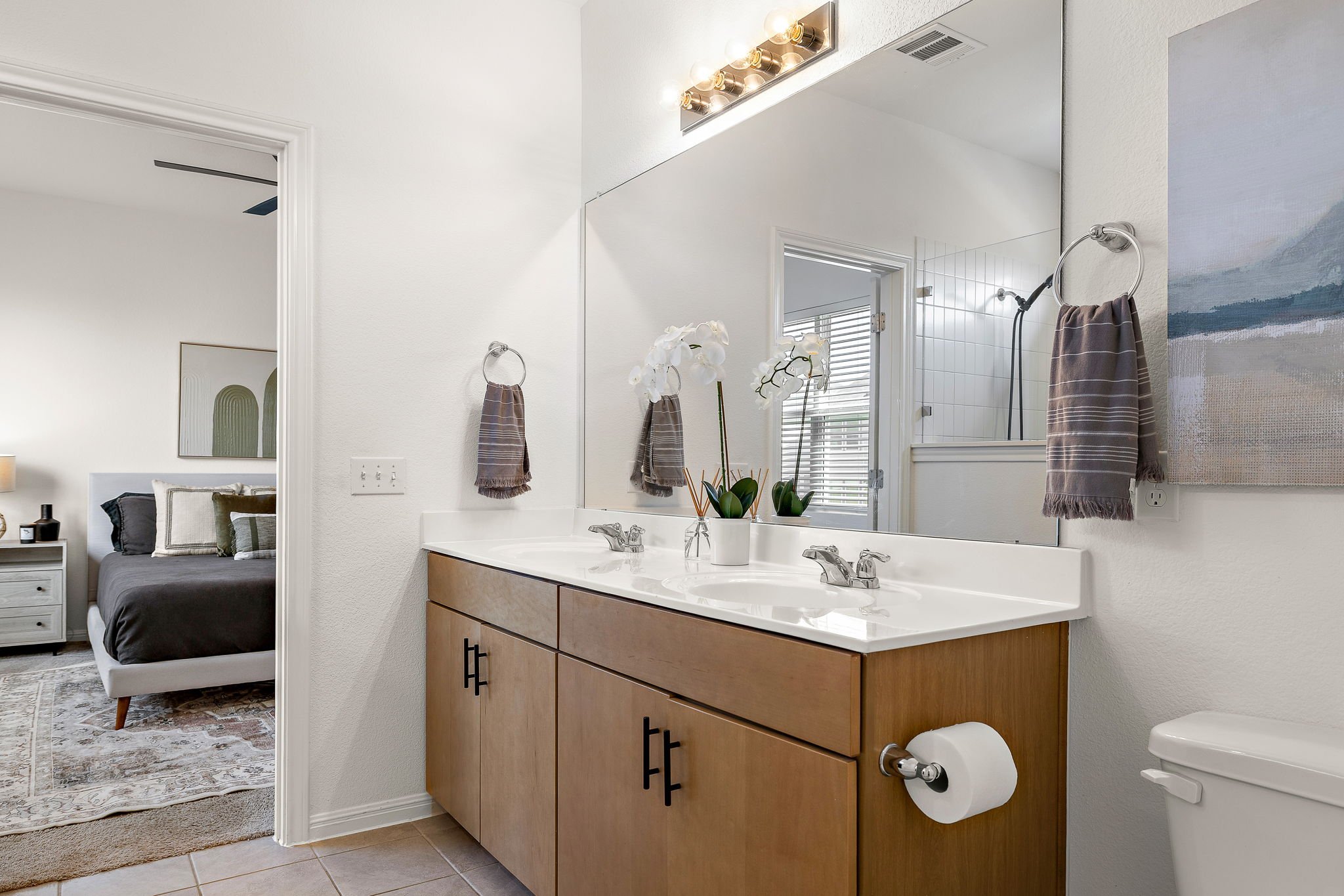 18-web-or-mls-2024 Blue River Dr KCP 050825 - 52.jpg