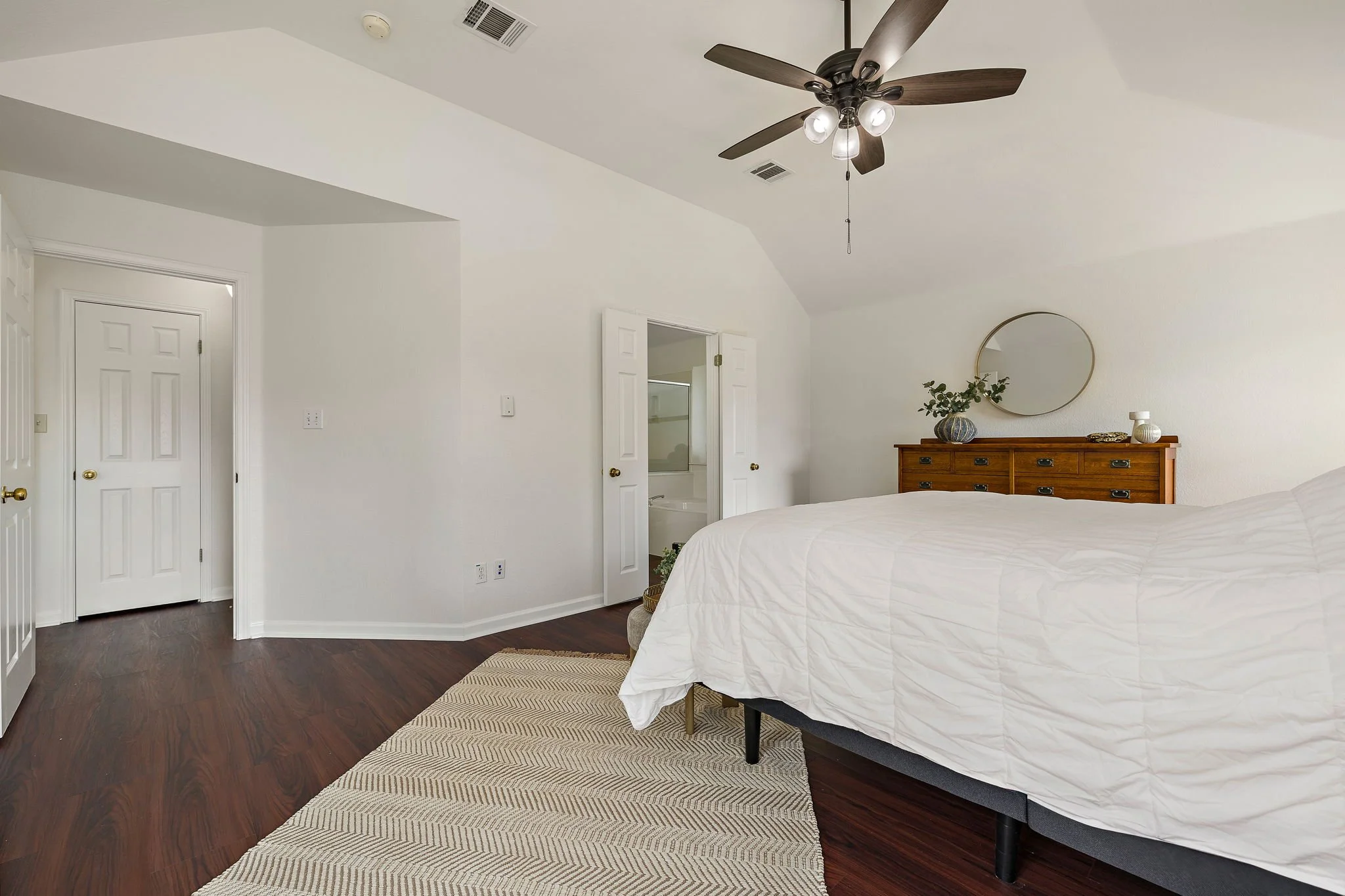 25-web-or-mls-2205 Terradyne Dr KCP 102726 - 47.jpg