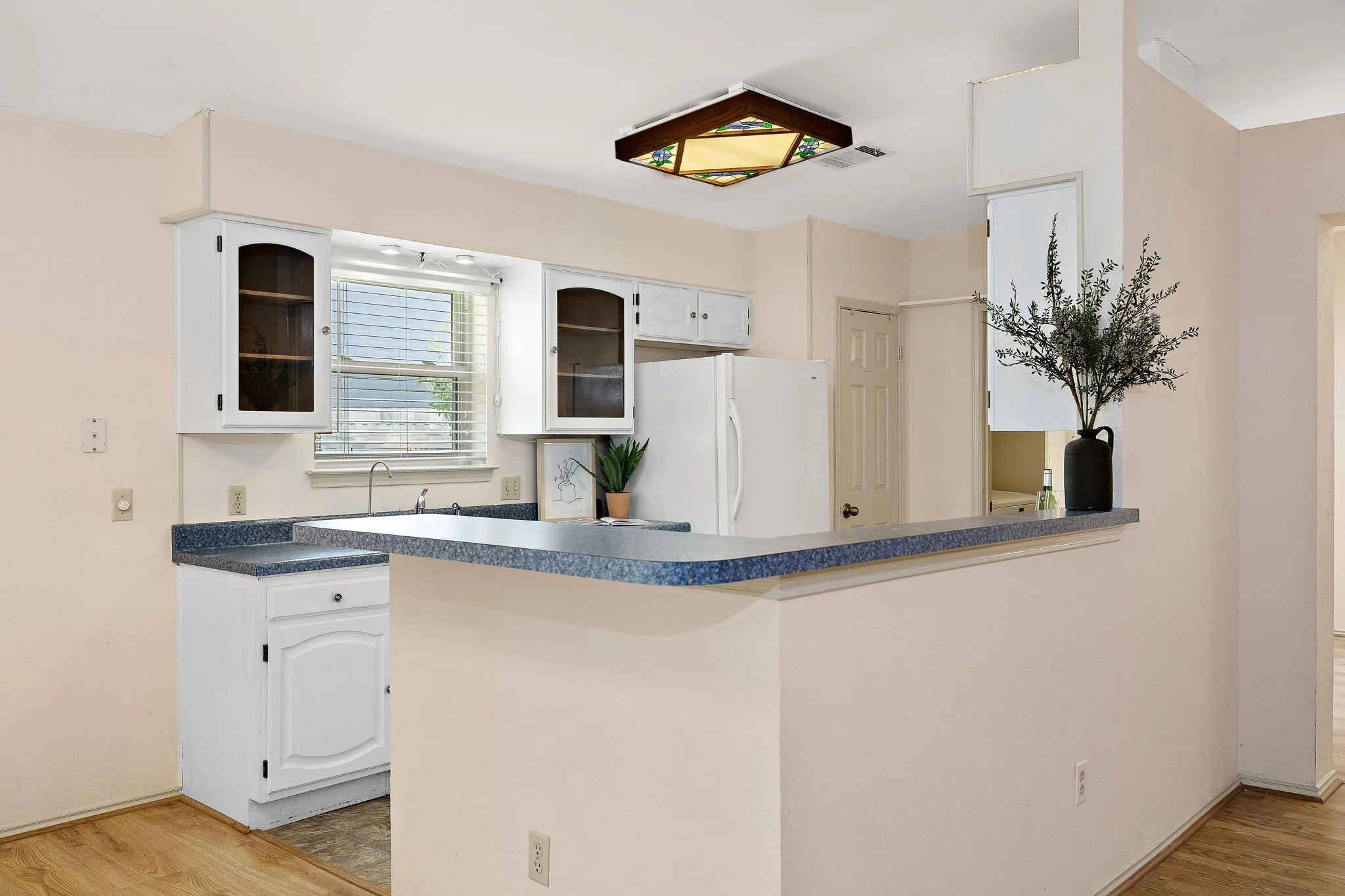 10-web-or-mls-8507 Tad Park Cove KCP 052125 - 110.jpg
