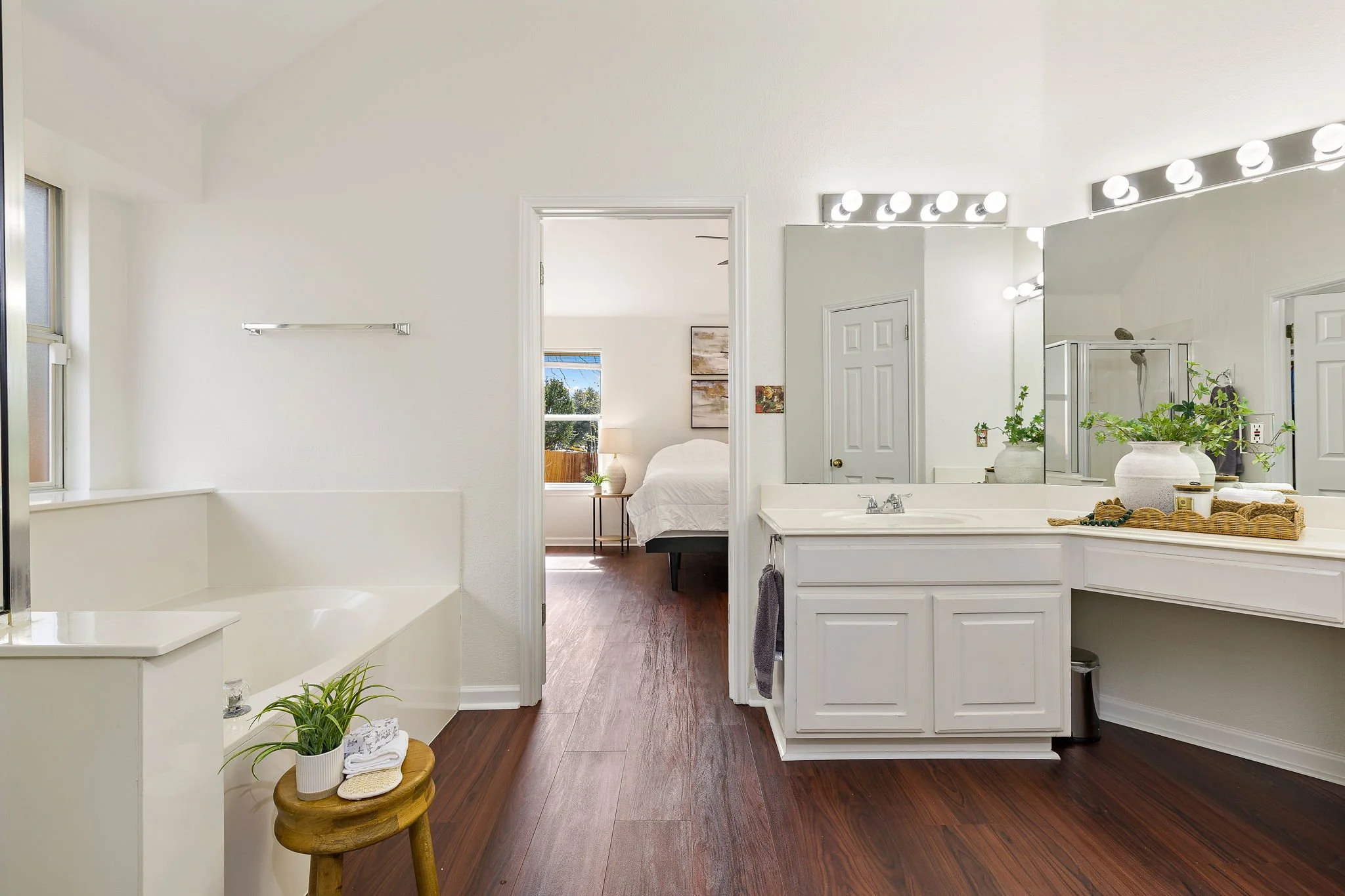 27-web-or-mls-2205 Terradyne Dr KCP 102726 - 83.jpg