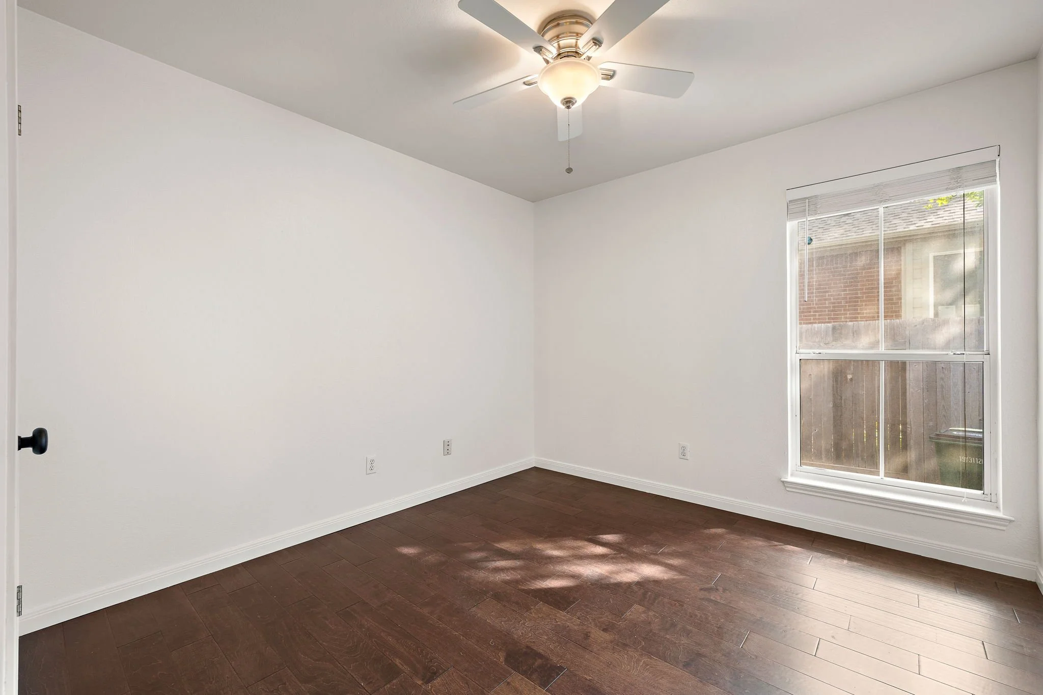 26-web-or-mls-12713 Cinchring Ln KCP 042726 - 24.jpg