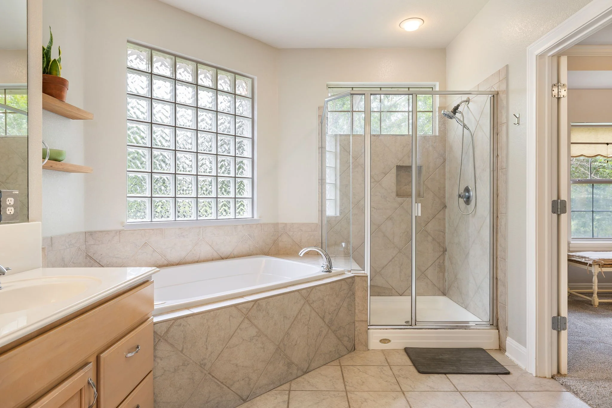 25-web-or-mls-2263 Hamlet Cir KCP 061926 - 107.jpg
