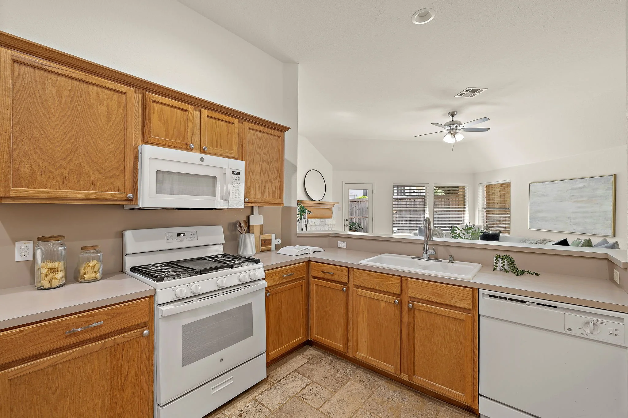 12-web-or-mls-4011 Sable Oaks Dr KCP 070926 - 128.jpg