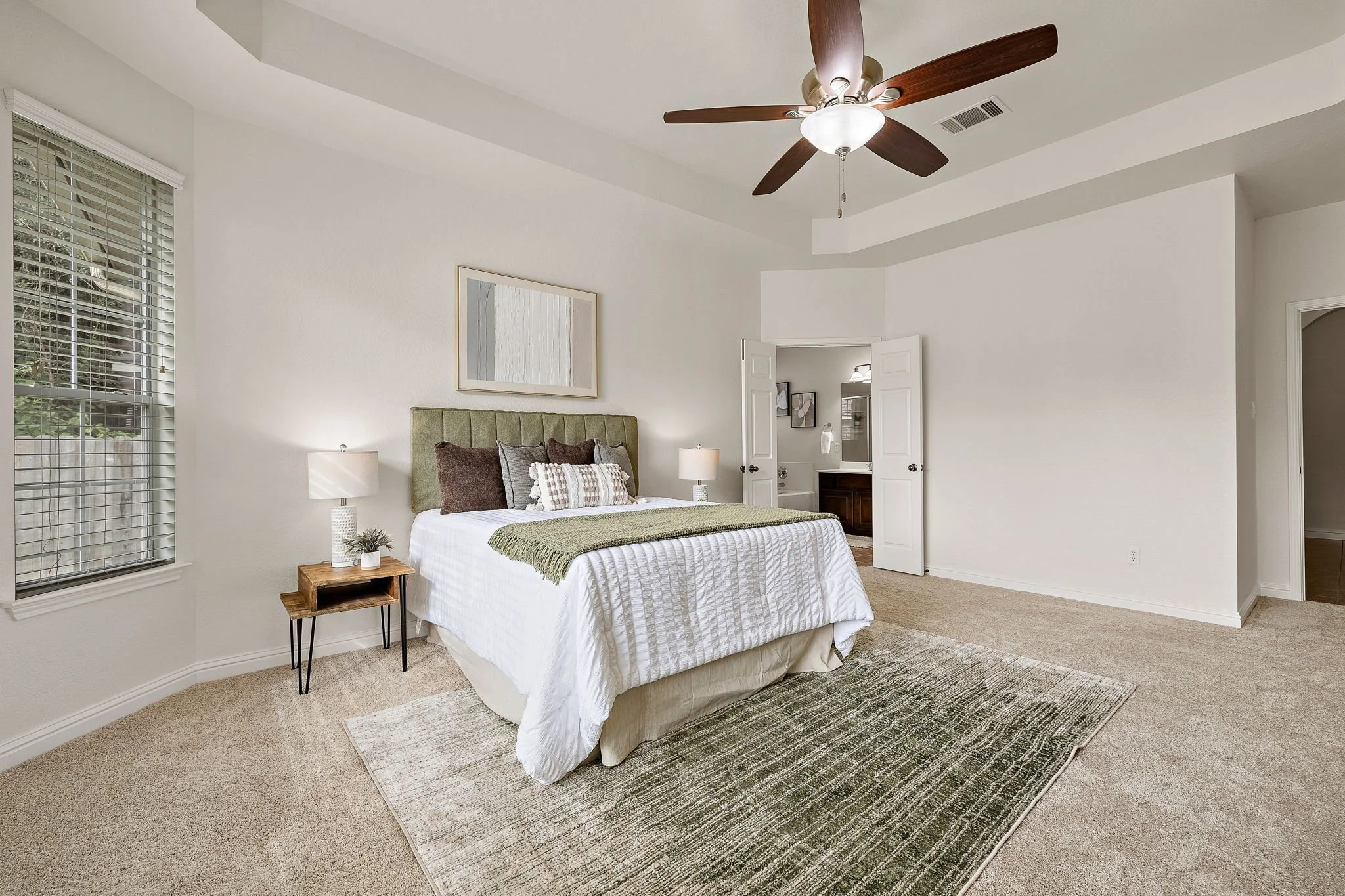 18-web-or-mls-1115 Canyon Maple Rd KCP 060326 - 44.jpg